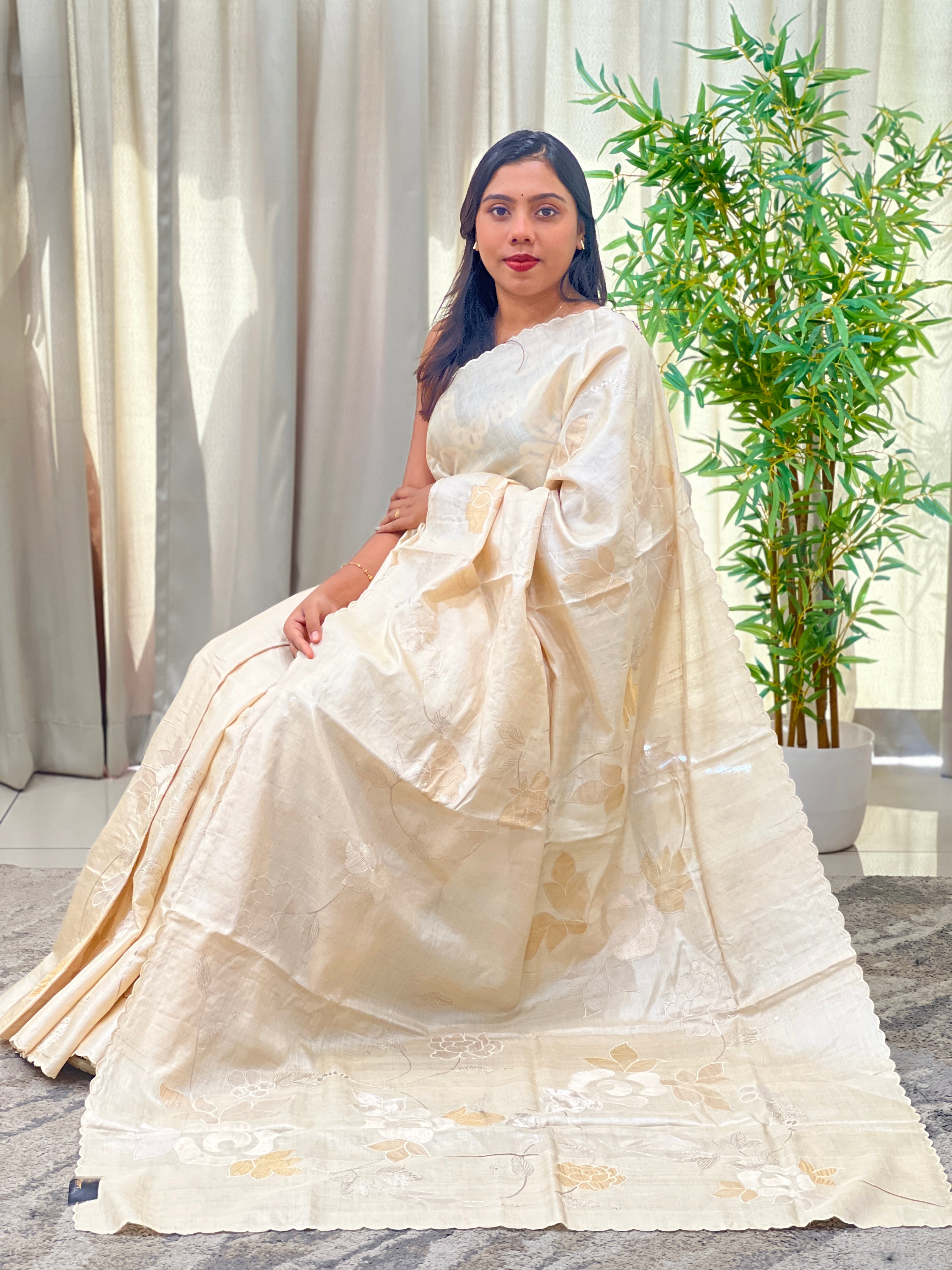 Floral Applique Detailing Tussar Saree |GA180