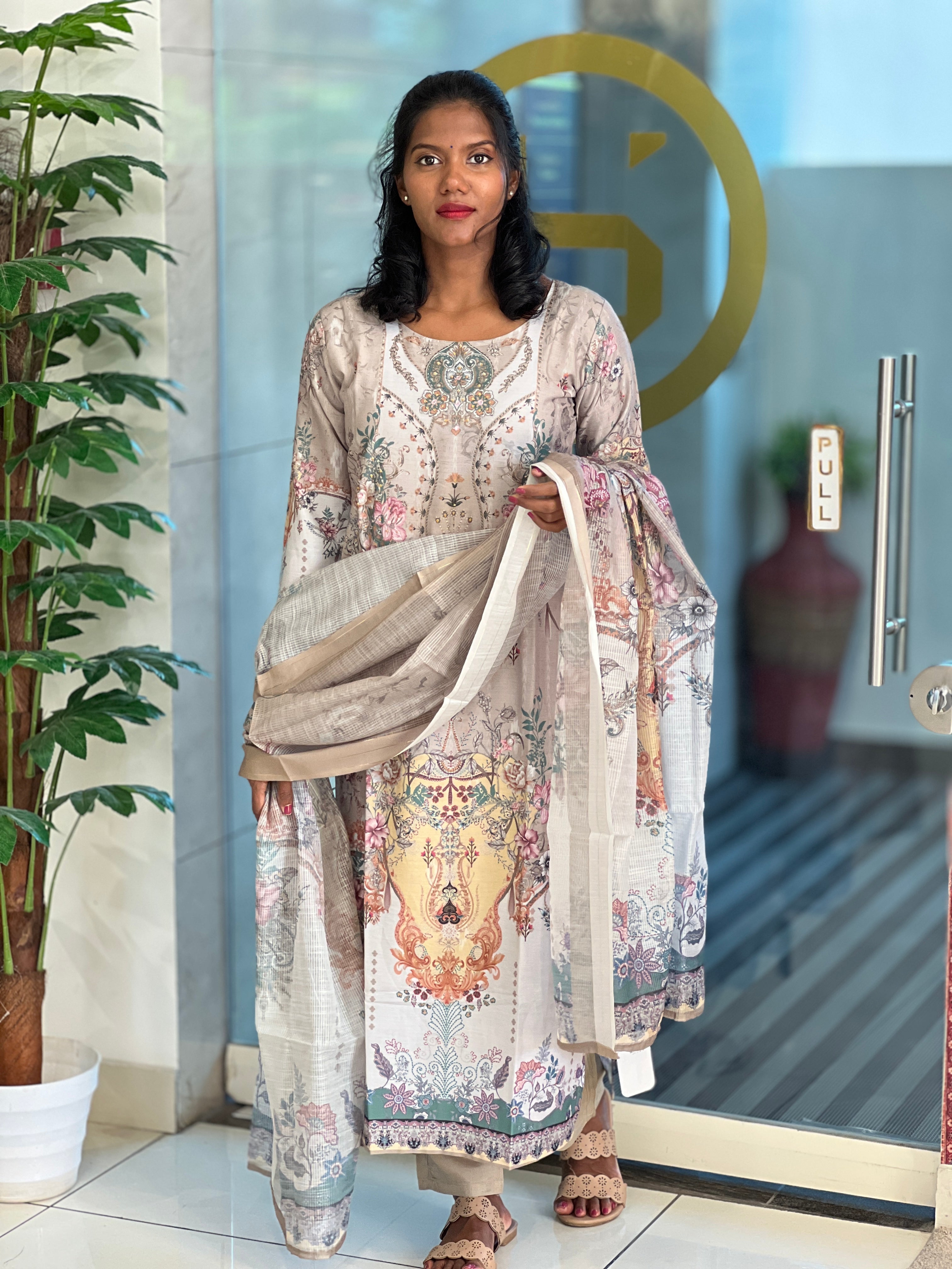 Digital Printed Muslin Finish Kurta Set | VFD127