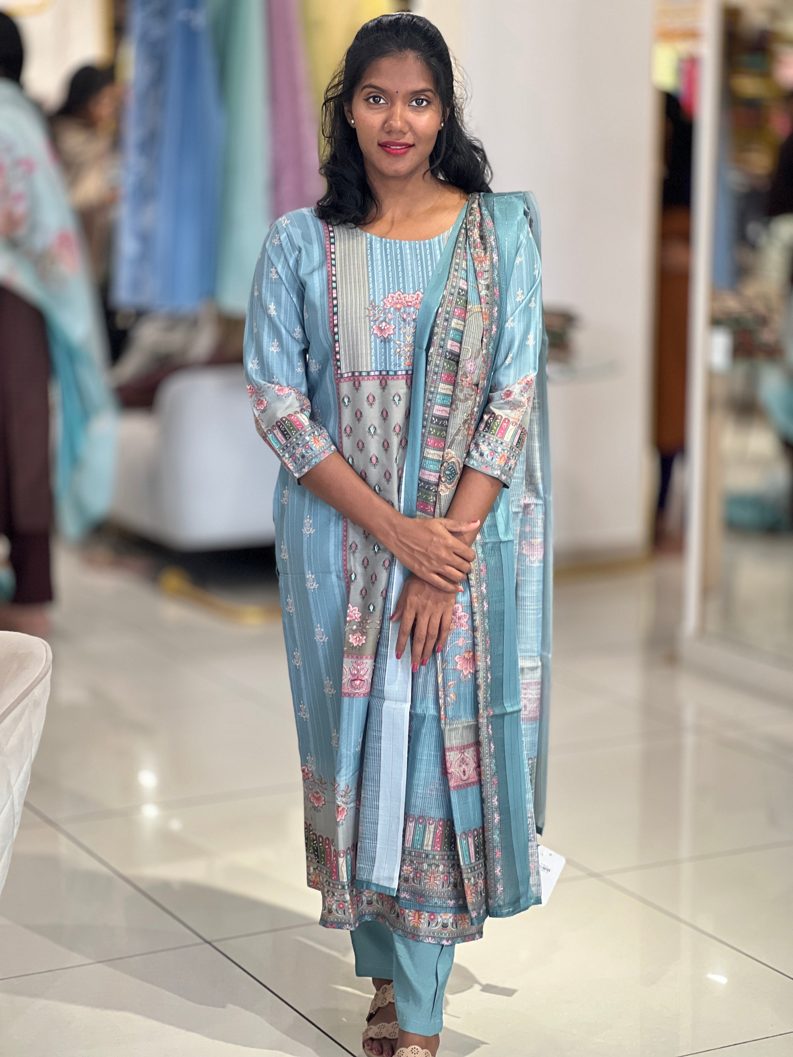 Digital Printed Muslin Finish Kurta Set | VFD128