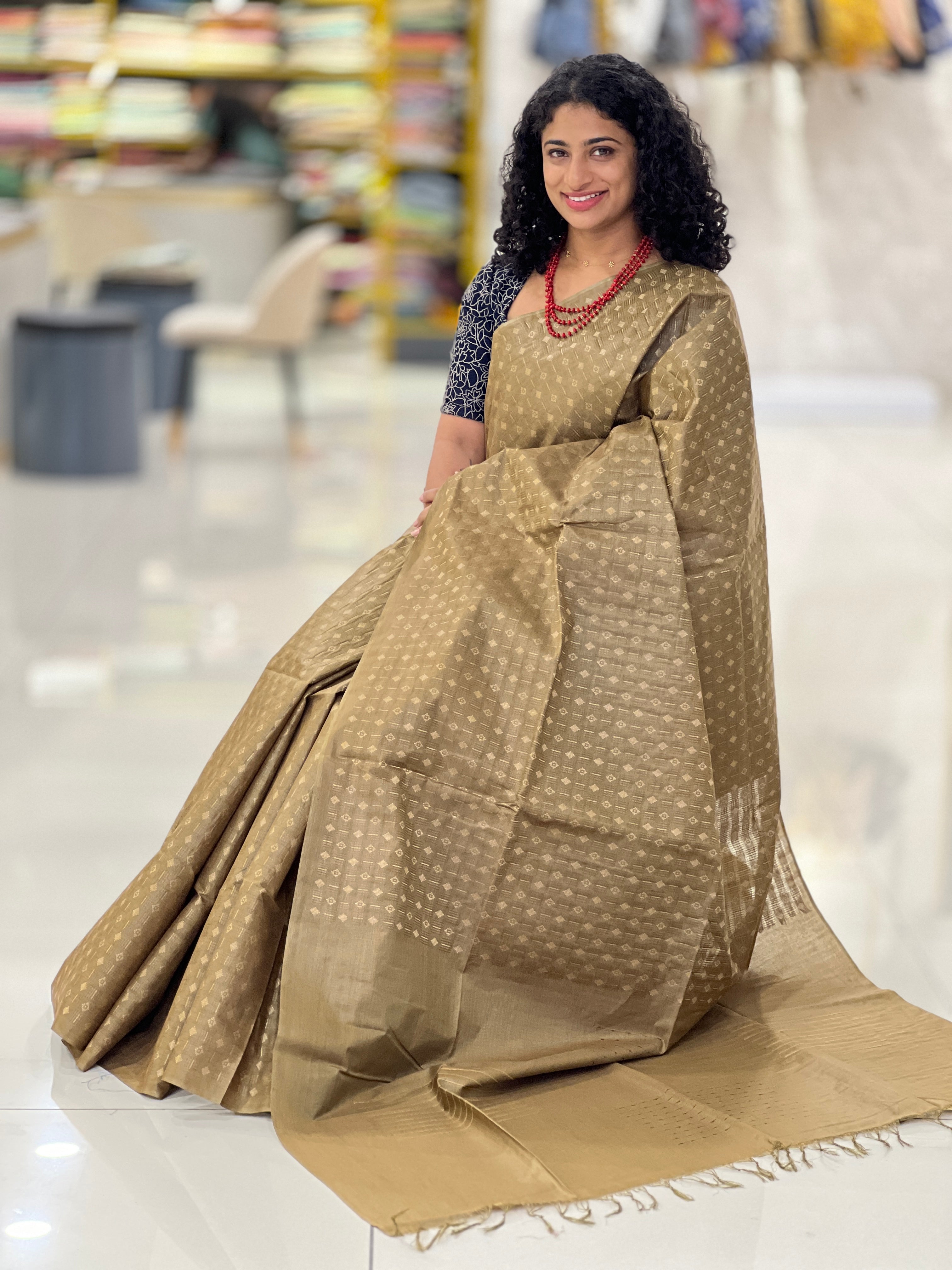 Thread woven Tussar Saree | ACT1182