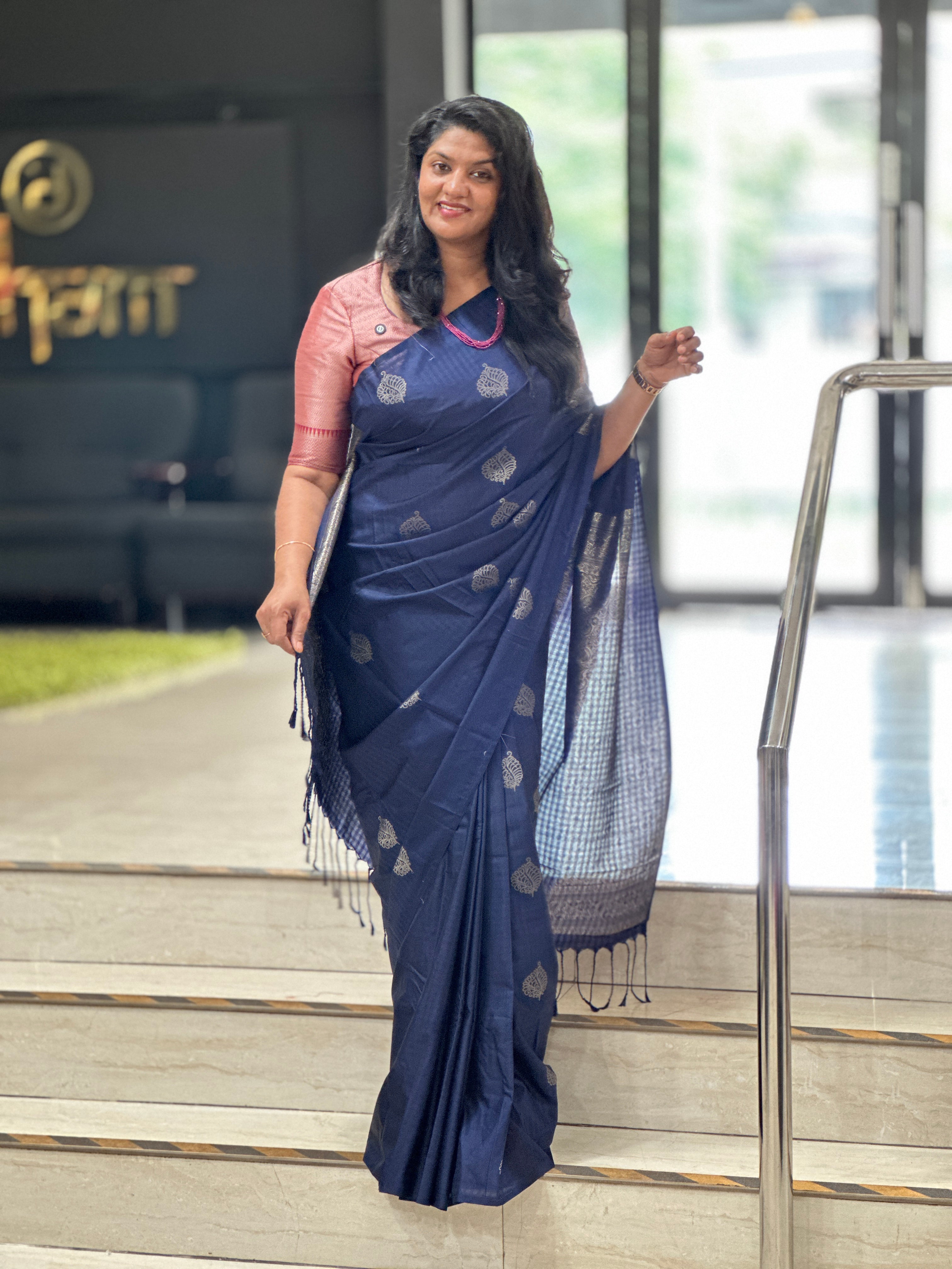 Check Woven Pattern Semi Soft Silk Saree | SEN137