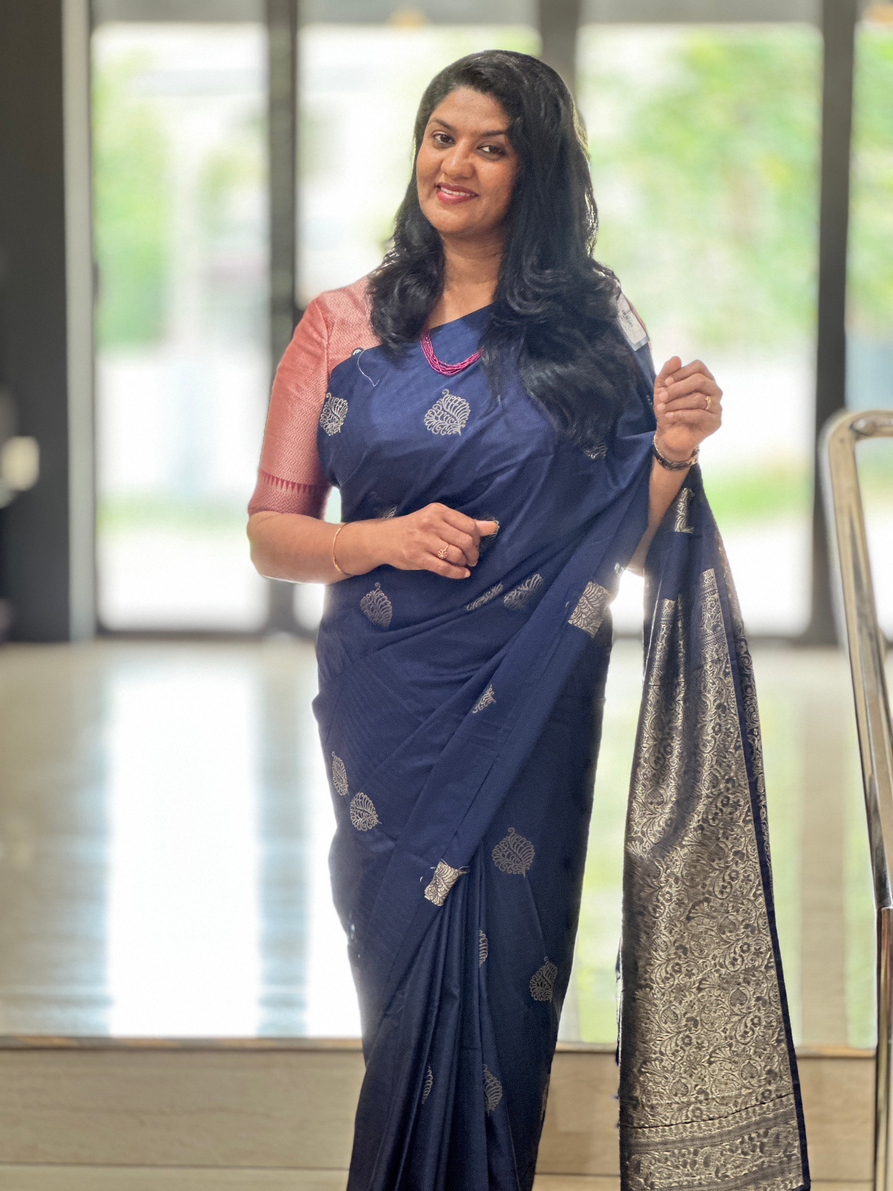 Check Woven Pattern Semi Soft Silk Saree | SEN137
