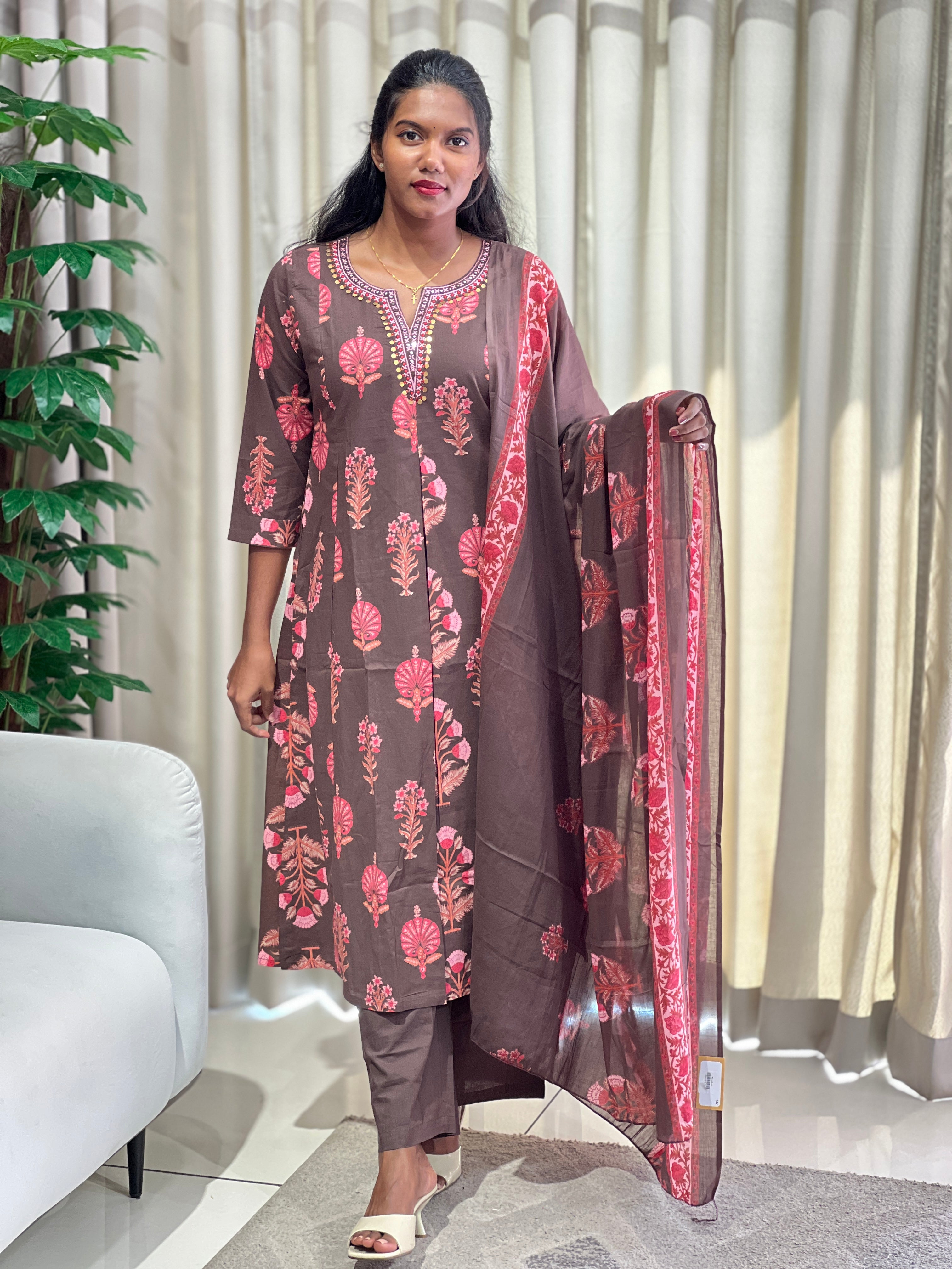 Floral Printed Cotton Kurta Set | PGI329