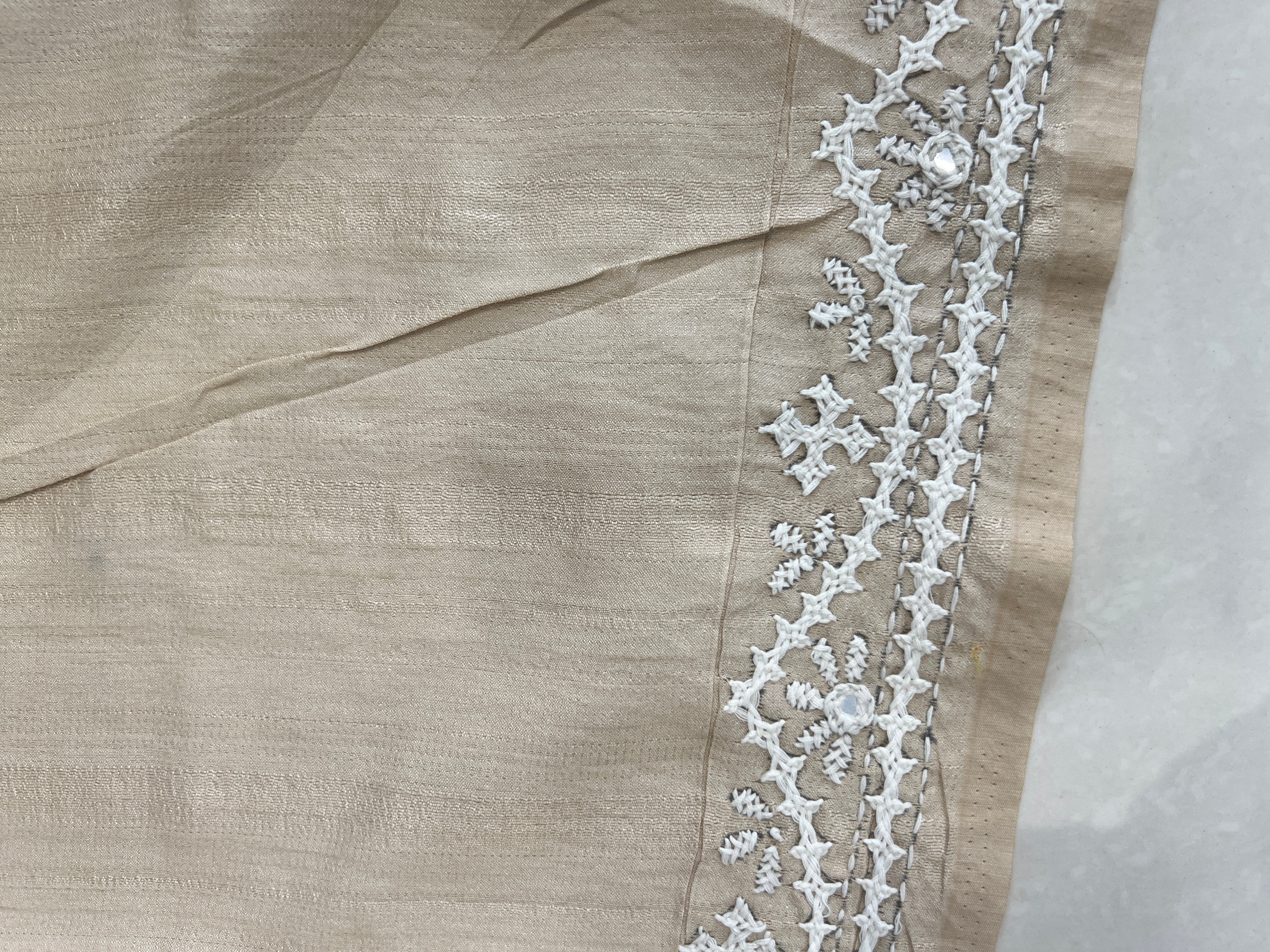 Hand Kutch Work Embroidery Semi Tussar Saree | DVS163