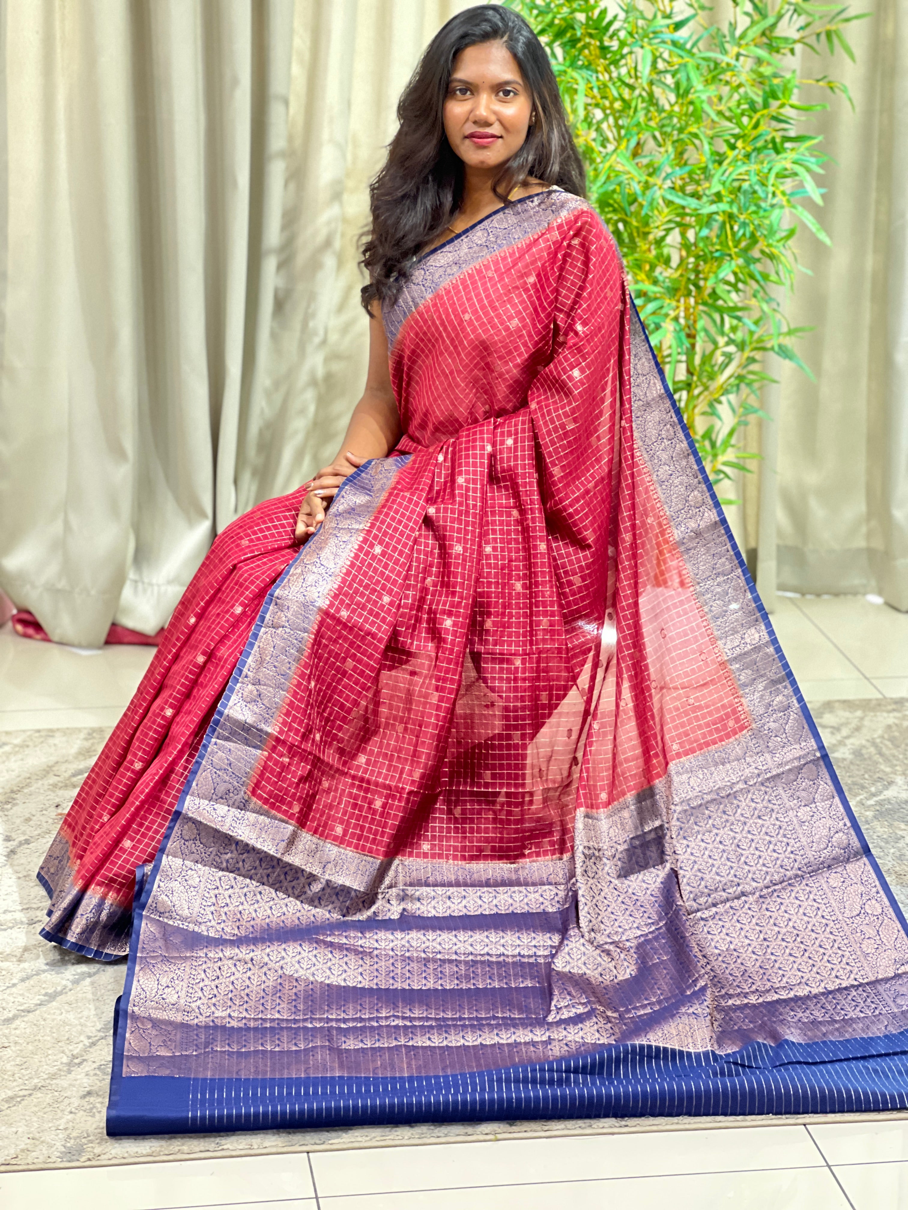 Check Woven Pattern Semi Silk Saree | ZSS595