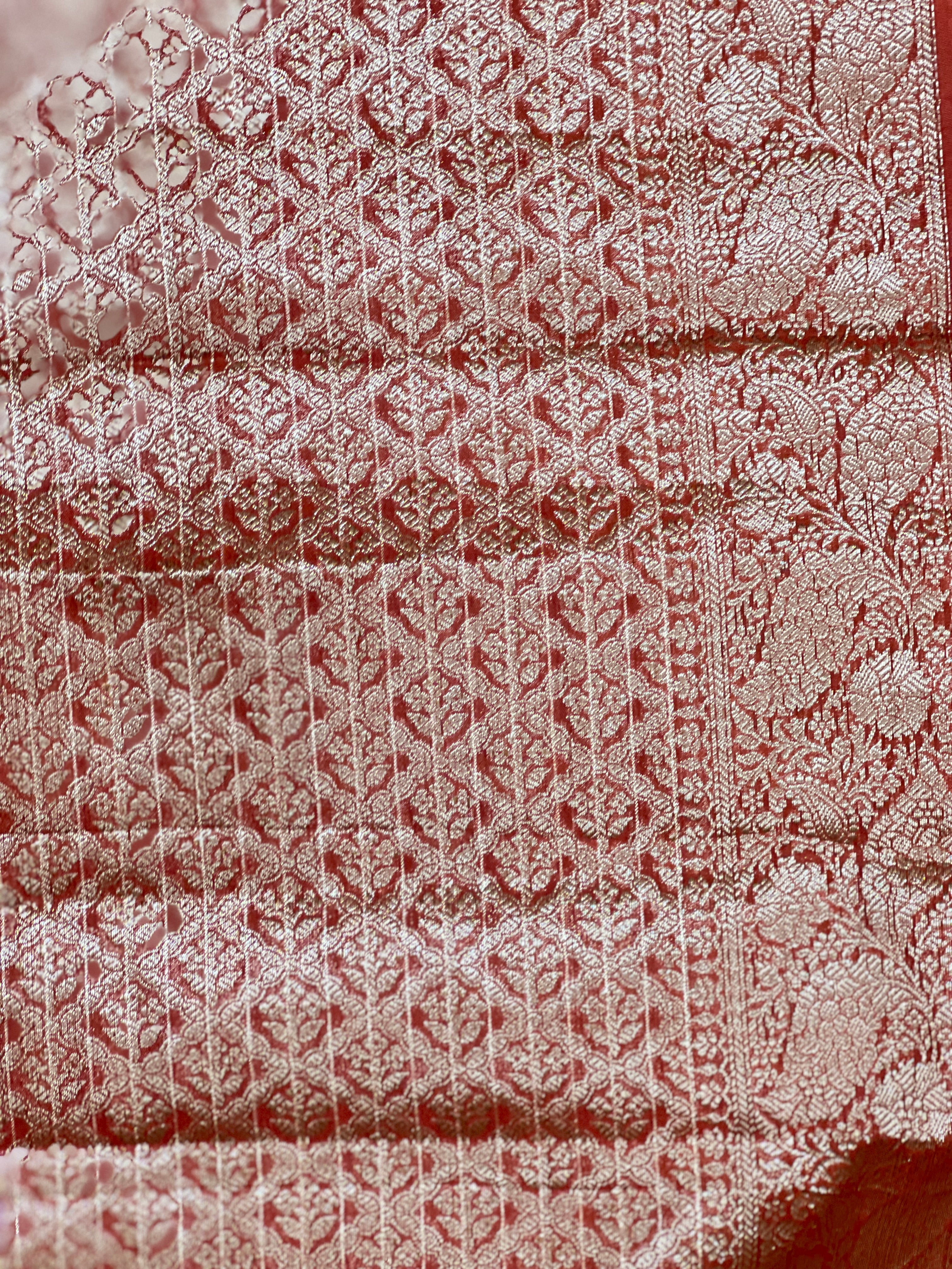 Check Woven Pattern Semi Silk Saree | ZSS592