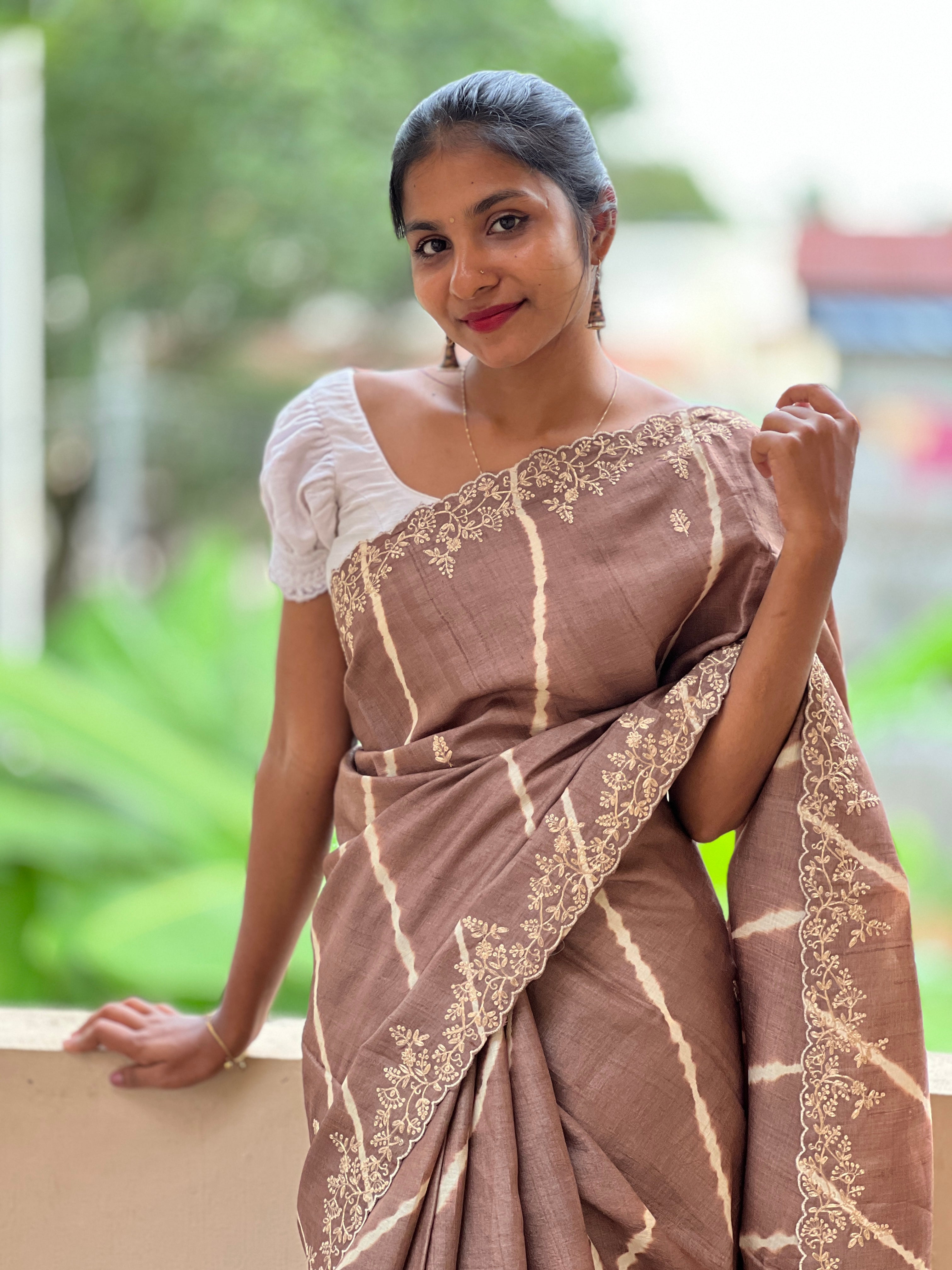 Shibori Patterned Tussar Saree | SBS400