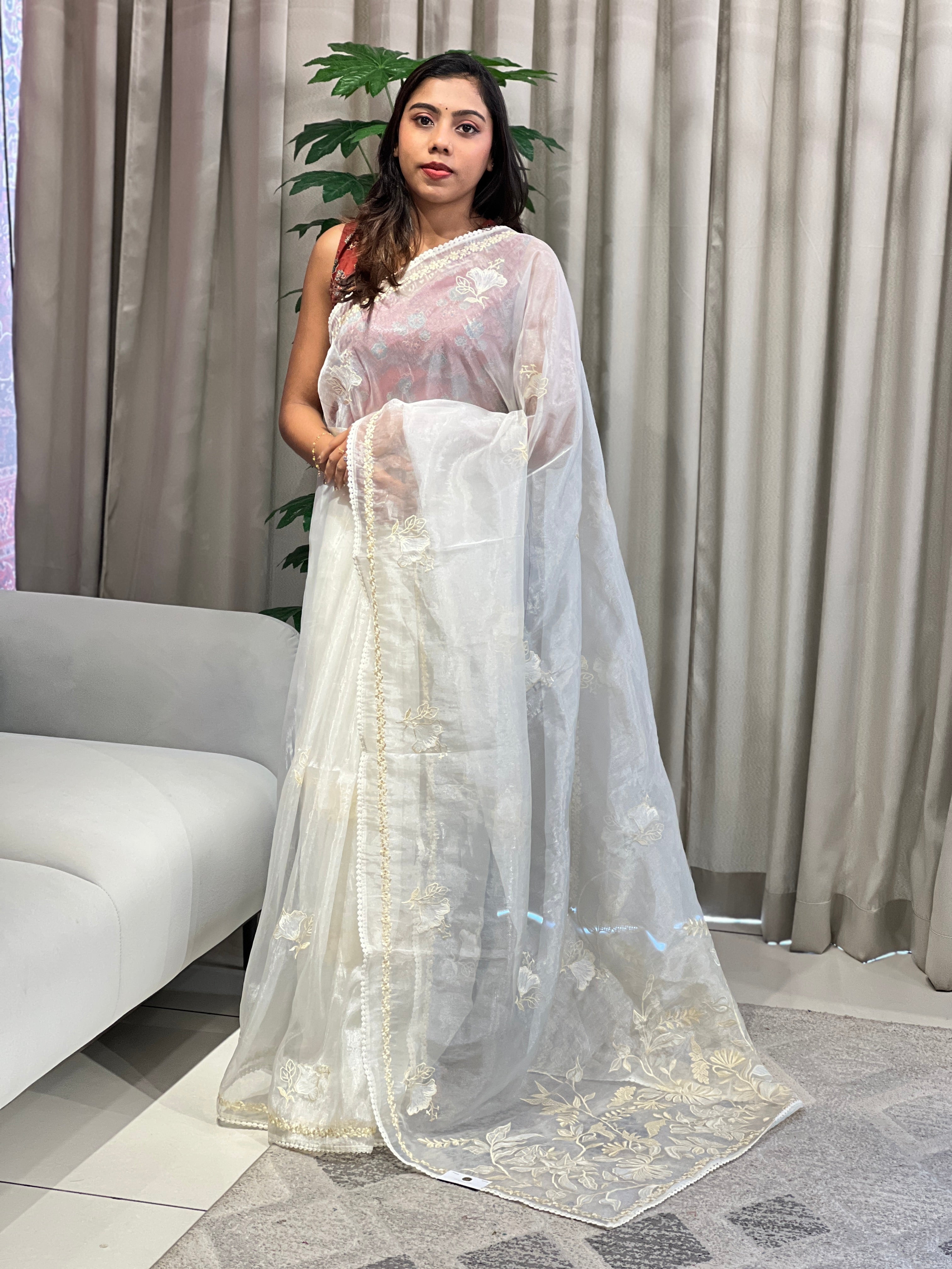 Floral Machine Embroidered Shimmer Organza Saree | BLD1985