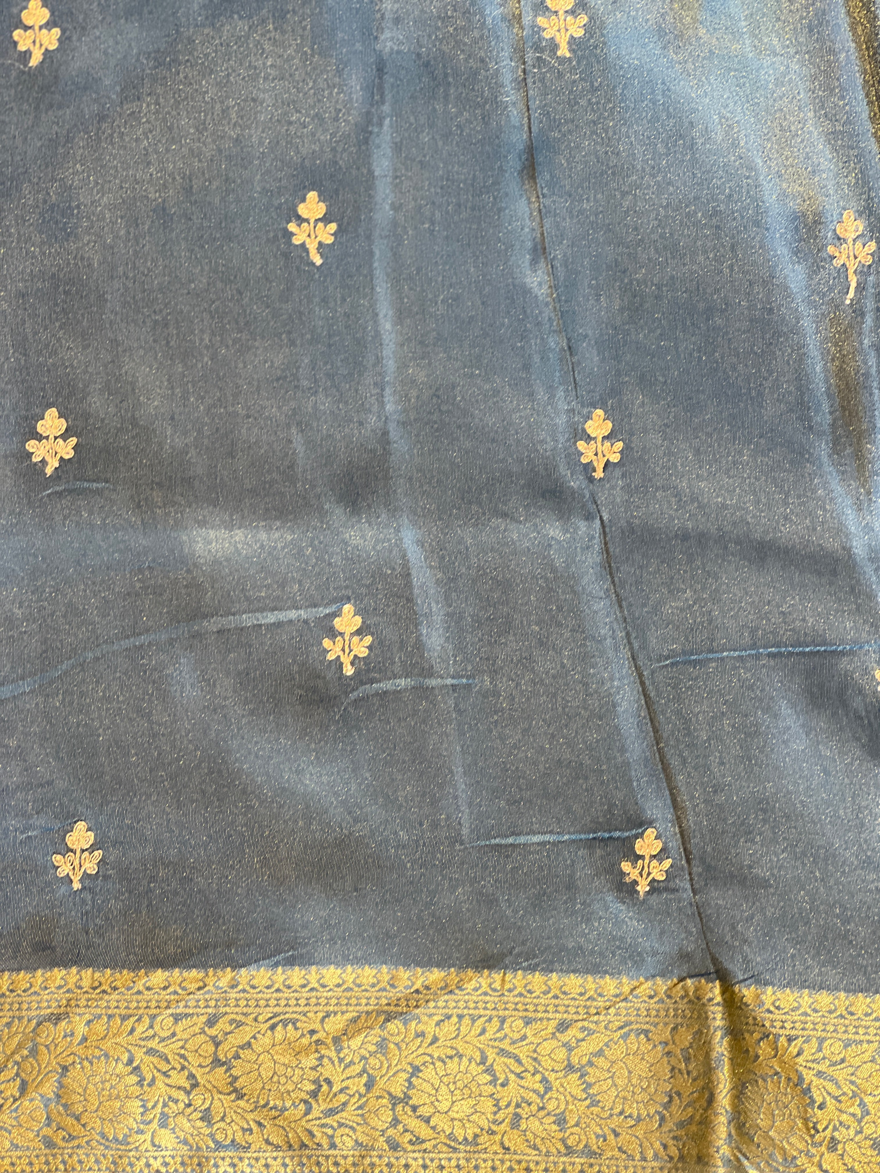 Pitta Work Pattern Tissue Banarasi Saree | SSN150
