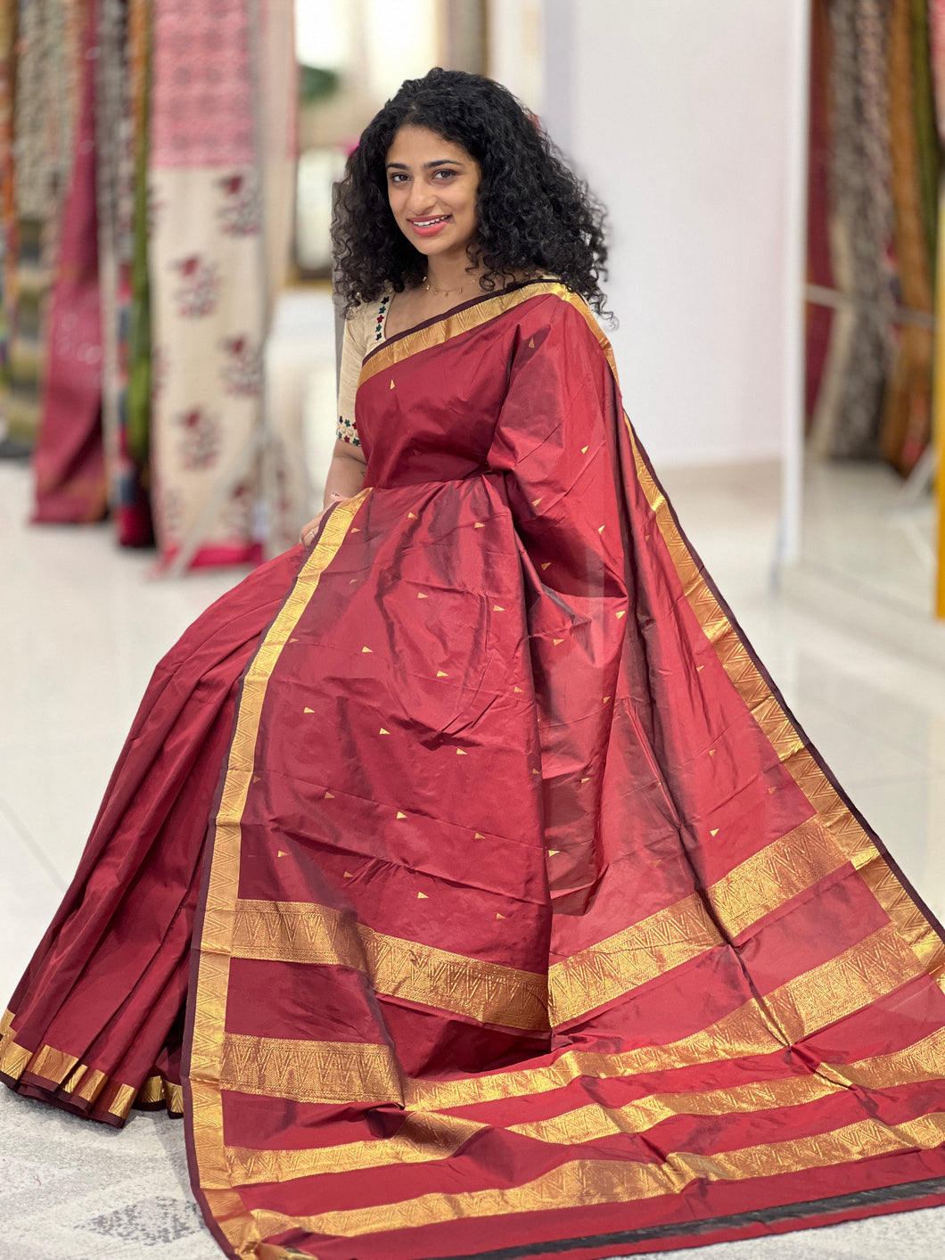 Zari Woven Semi Silk Saree | SIK194