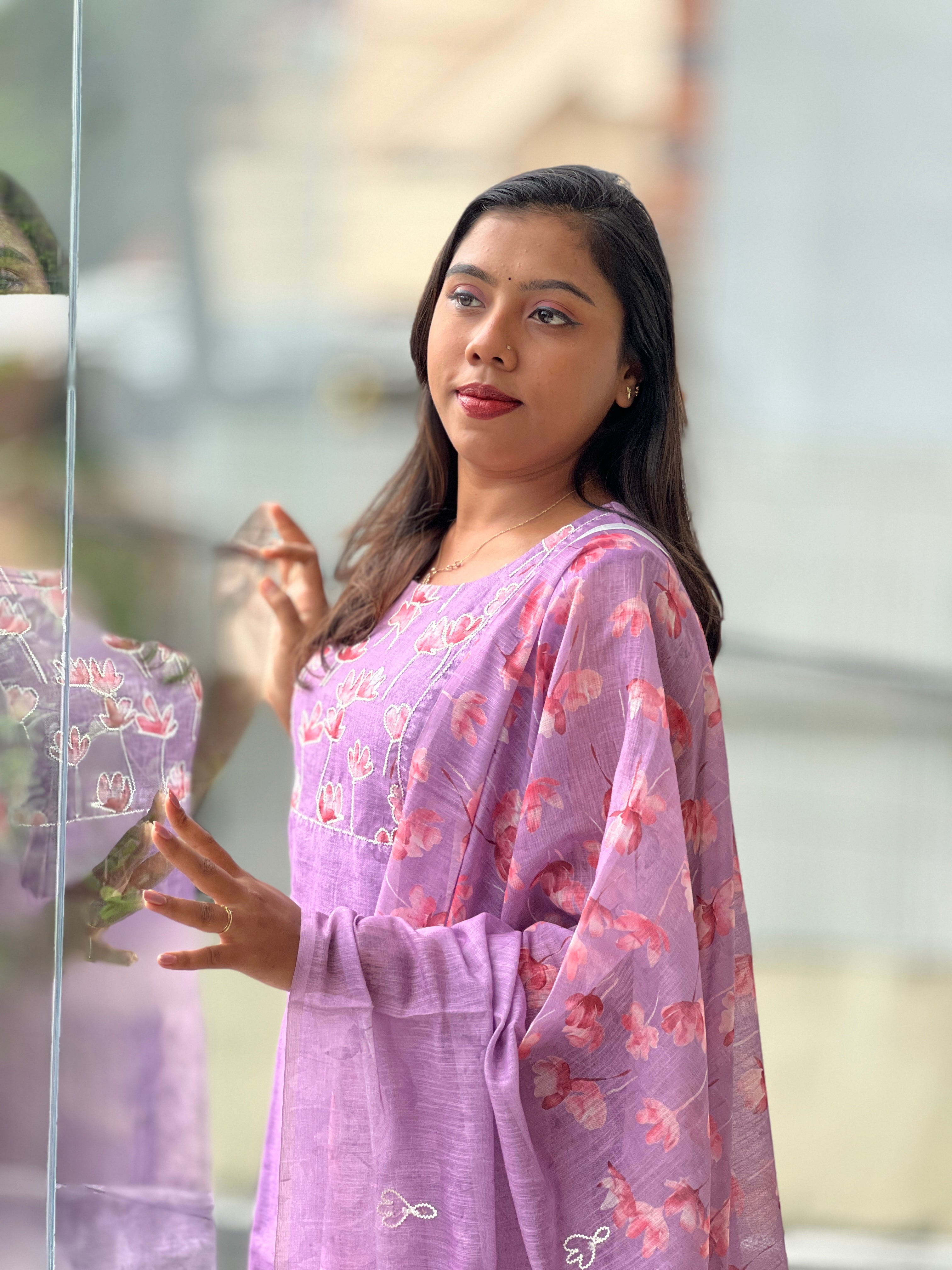 Embroidered Linen Cotton Kurta Set | NAI129