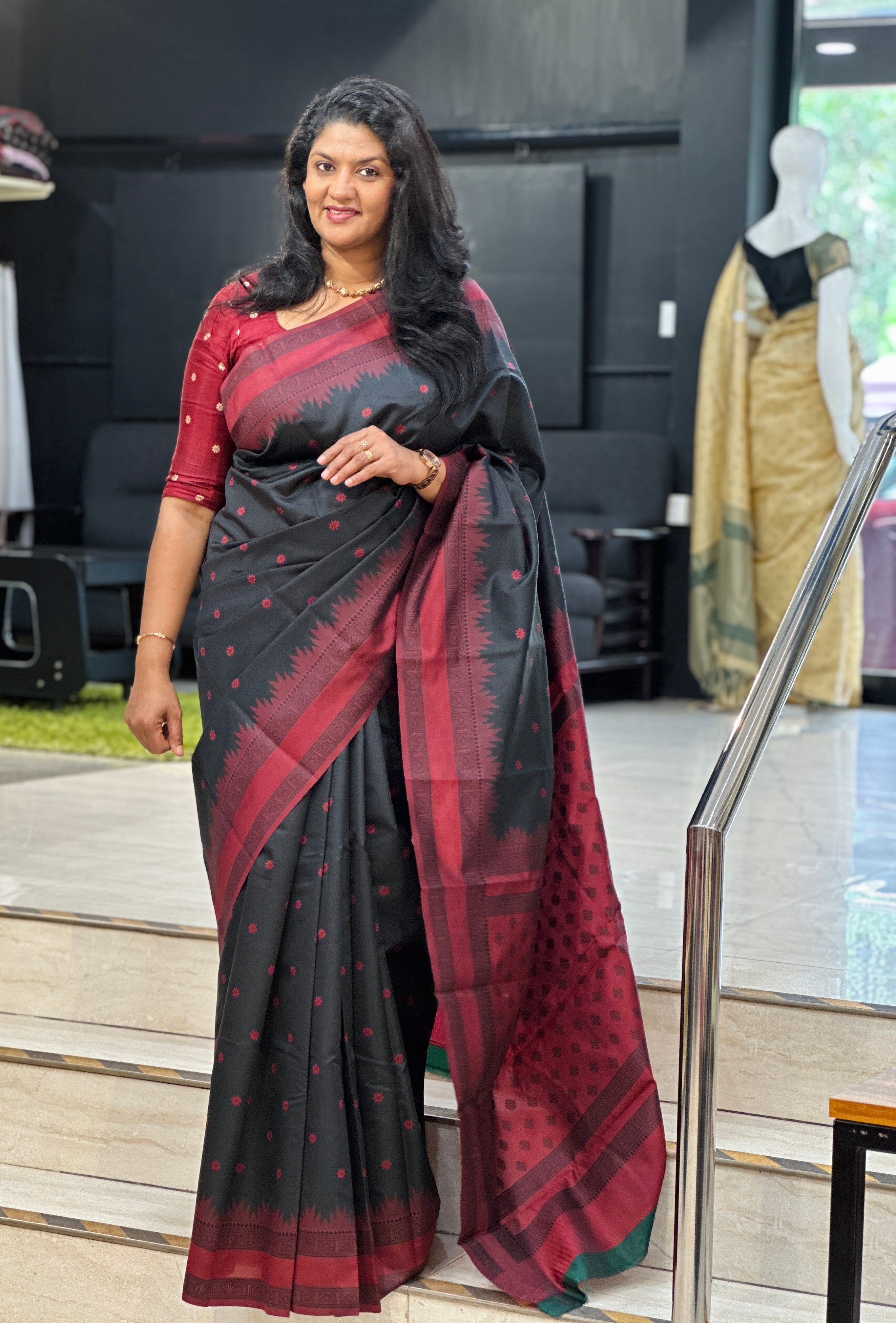 Thread Woven Semi Soft Silk Saree | RLF165