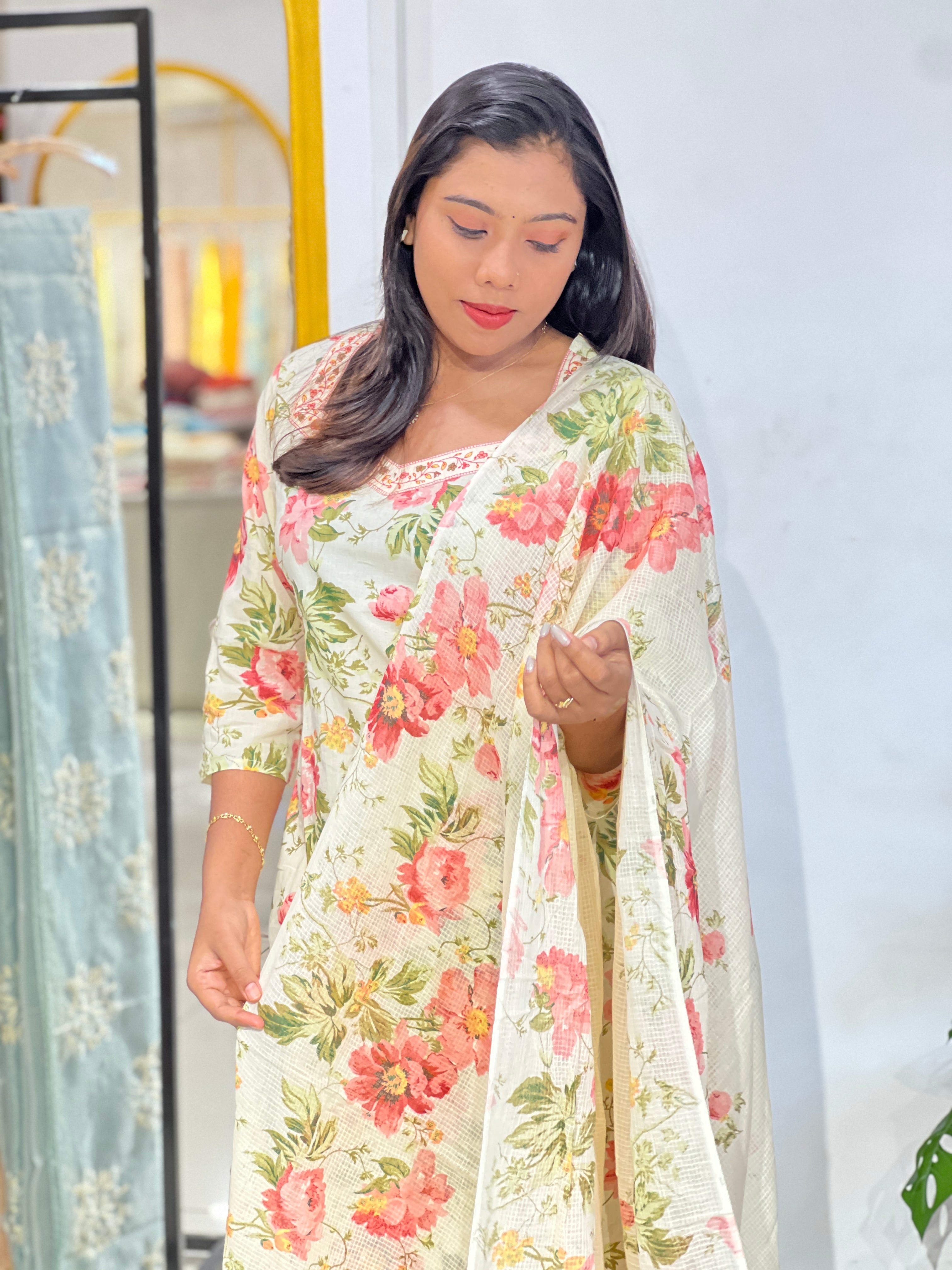 Floral Printed Pattern Cotton Kurta Set | NCF357