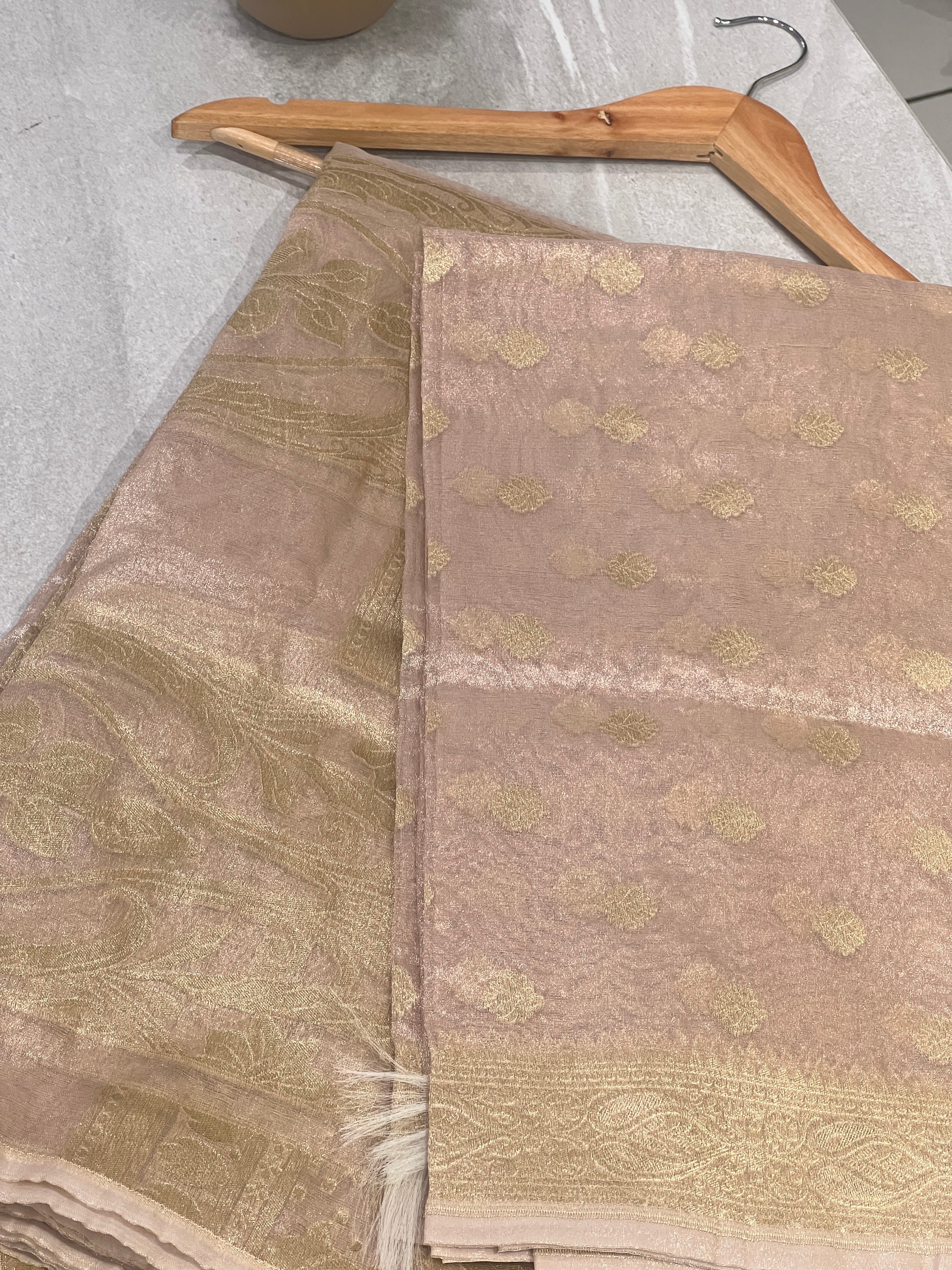 Zari Woven Brocade Patterned Organza Lehenga Material | FC145