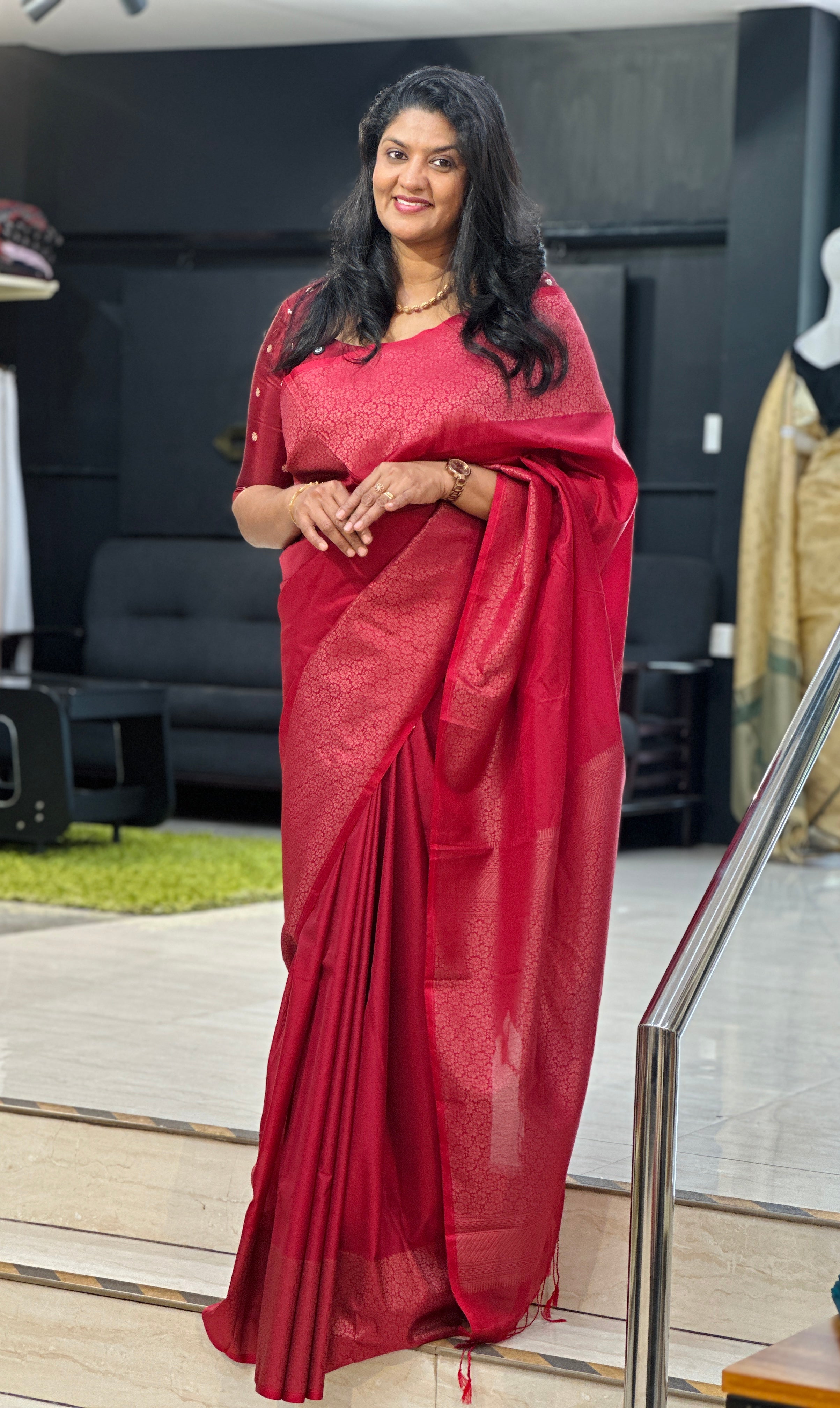 Zari Woven Floral Bordered Soft Silk Saree | SEN128