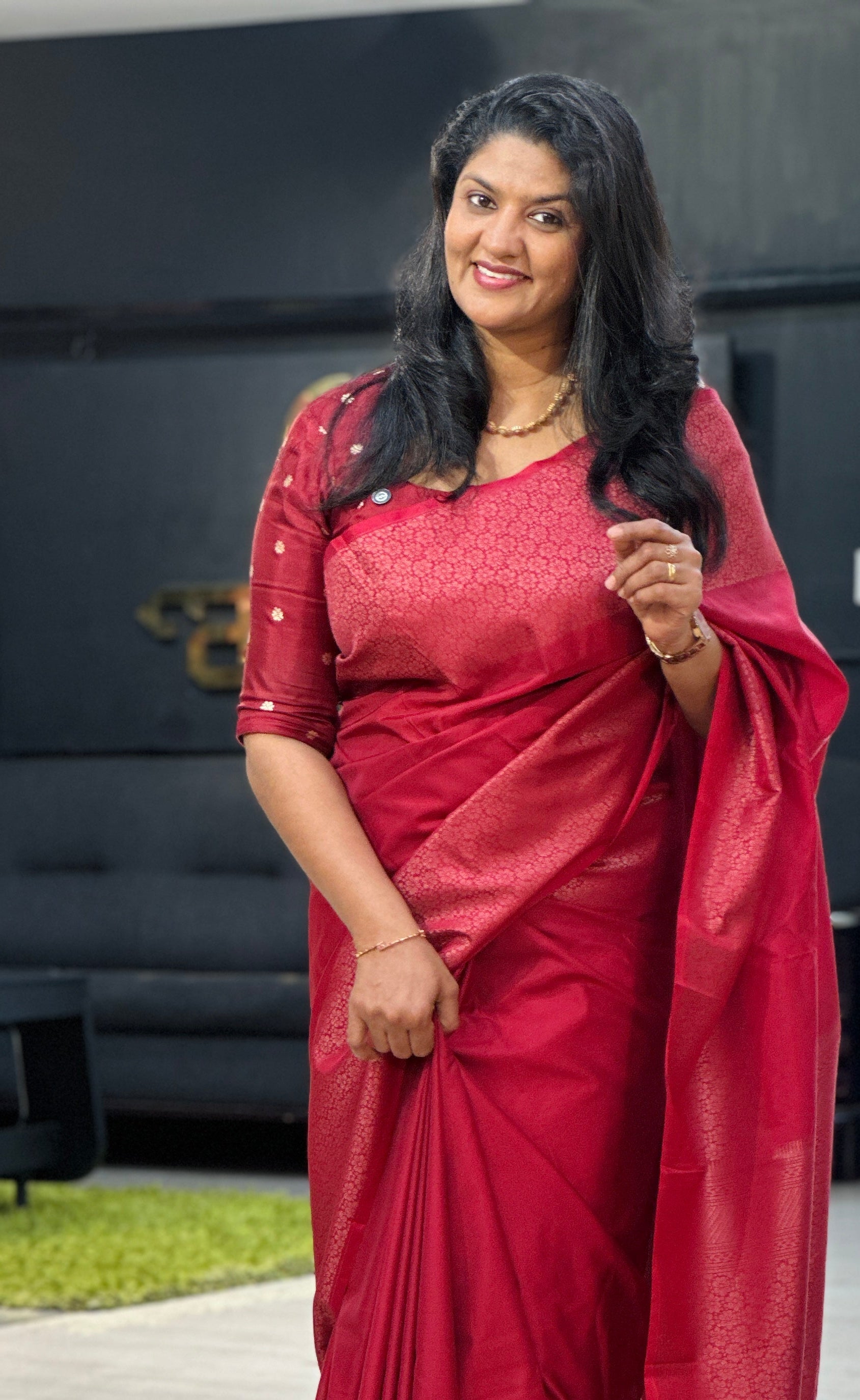 Zari Woven Floral Bordered Soft Silk Saree | SEN128