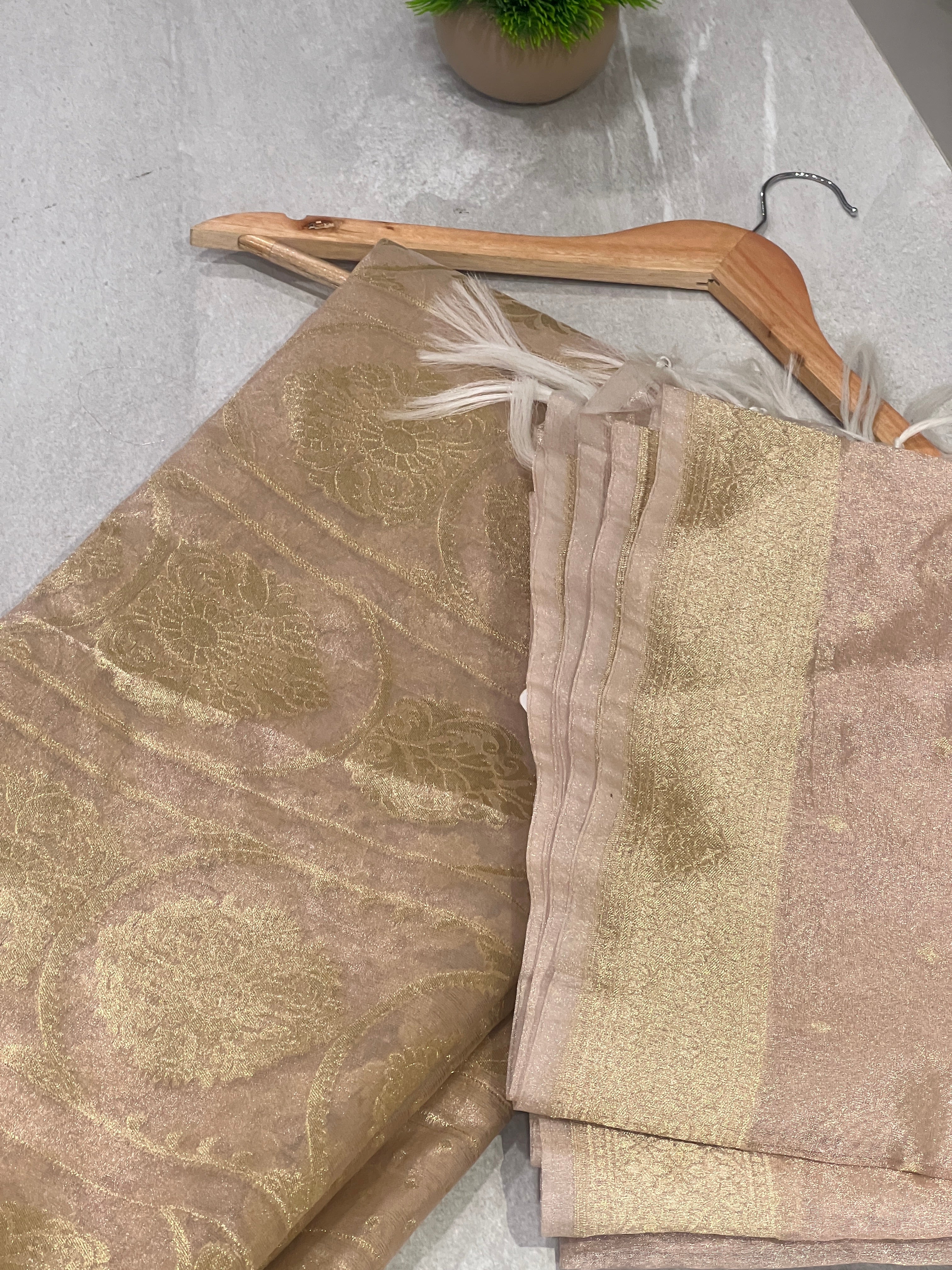 Zari Woven Brocade Patterned Organza Lehenga Material | FC144