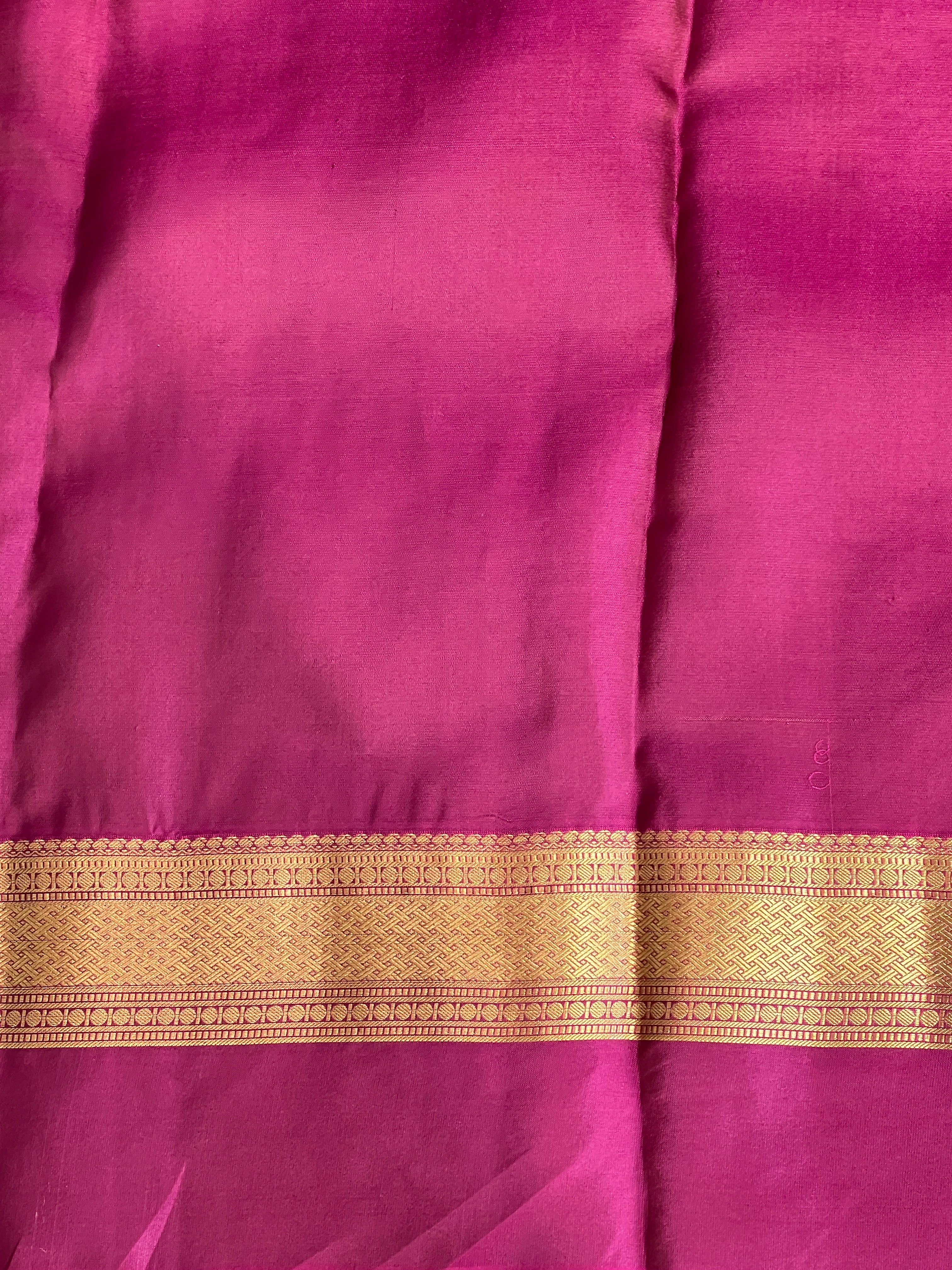 Golden Zari Woven Soft Silk Saree | SMT218