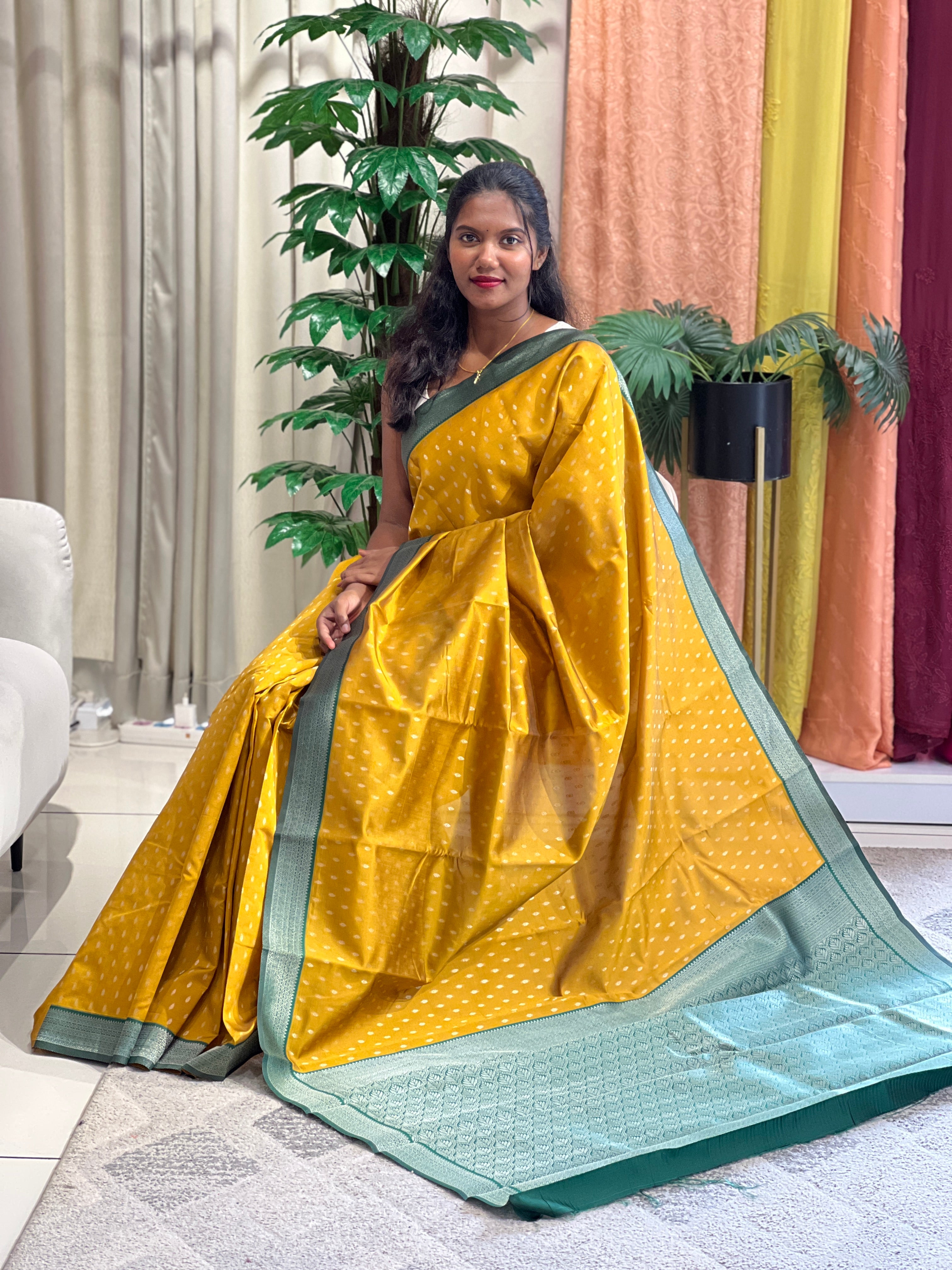 Sliver Zari Woven Semi Silk Saree | RLF178