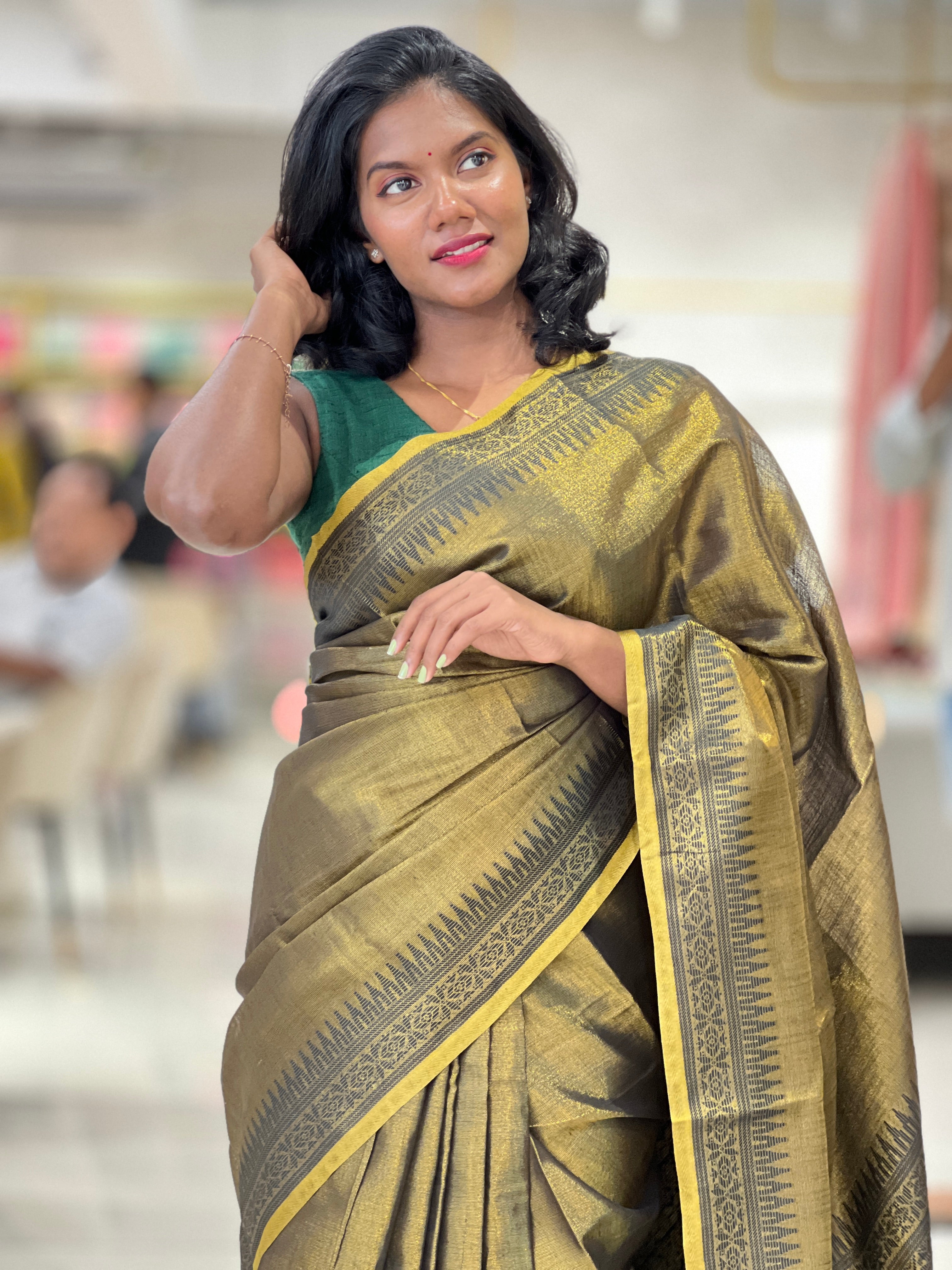 Thread Weaving Pattern Tissue Saree | HT131