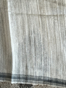 Bhandani Print Patterned Matka Tussar Saree | UVS103