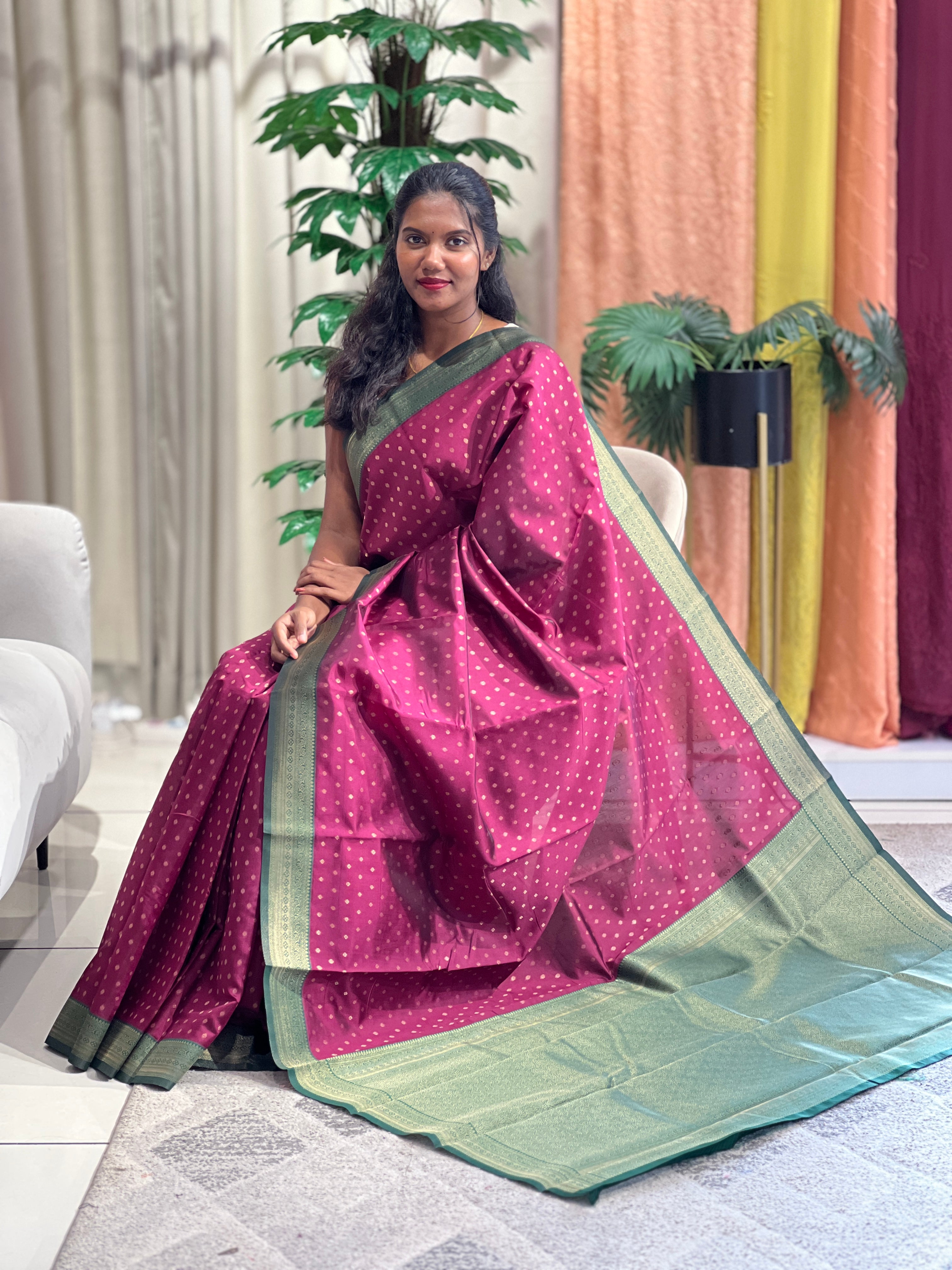 Golden Zari Woven Semi Silk Saree | RLF182