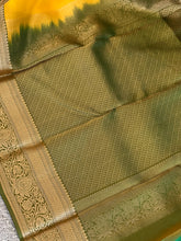 Paisley Buta Weaved Silk Saree | CRC117