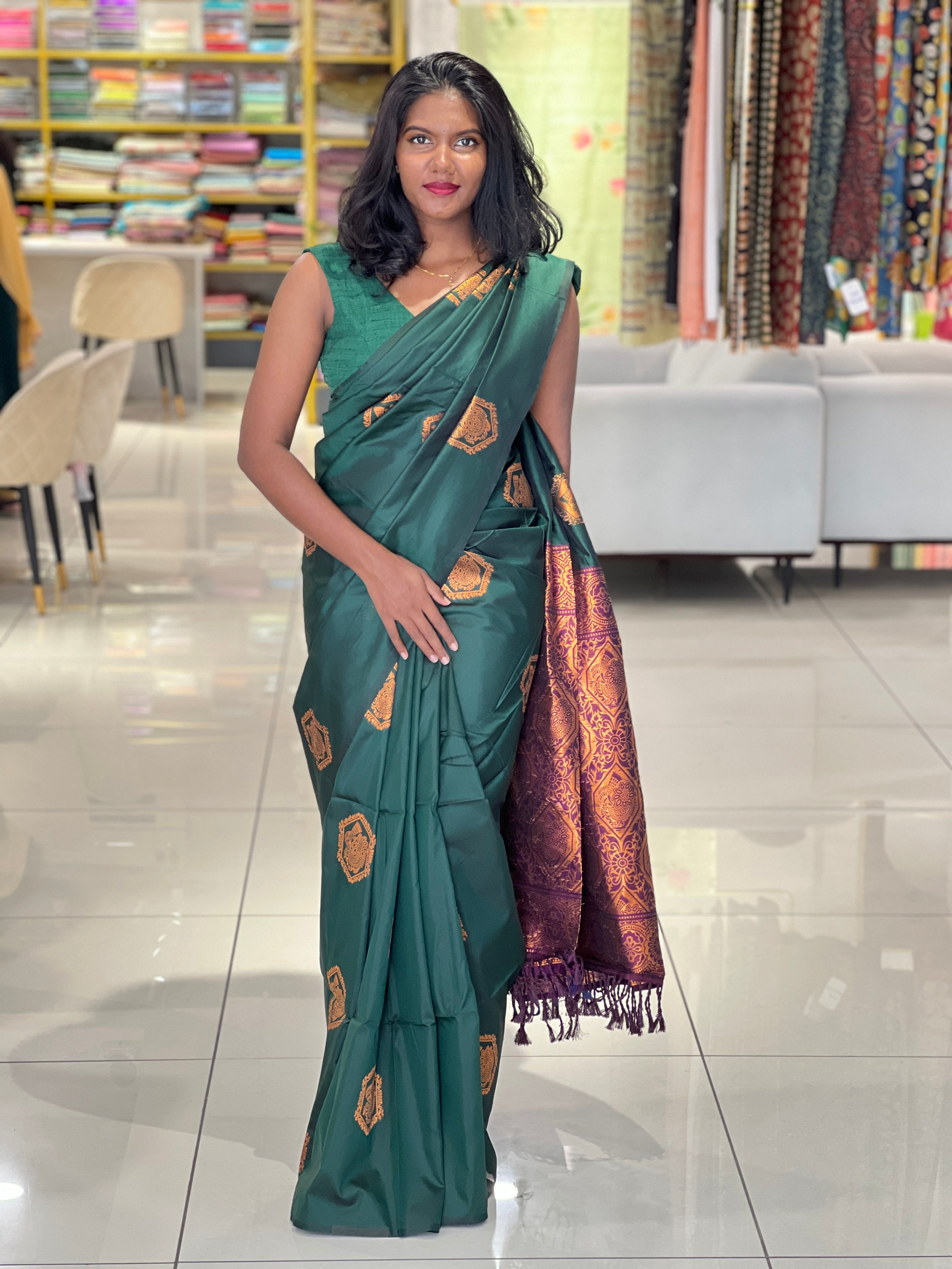 Antique Zari Weaved Traditional Patterned Semi Silk Saree | GP106