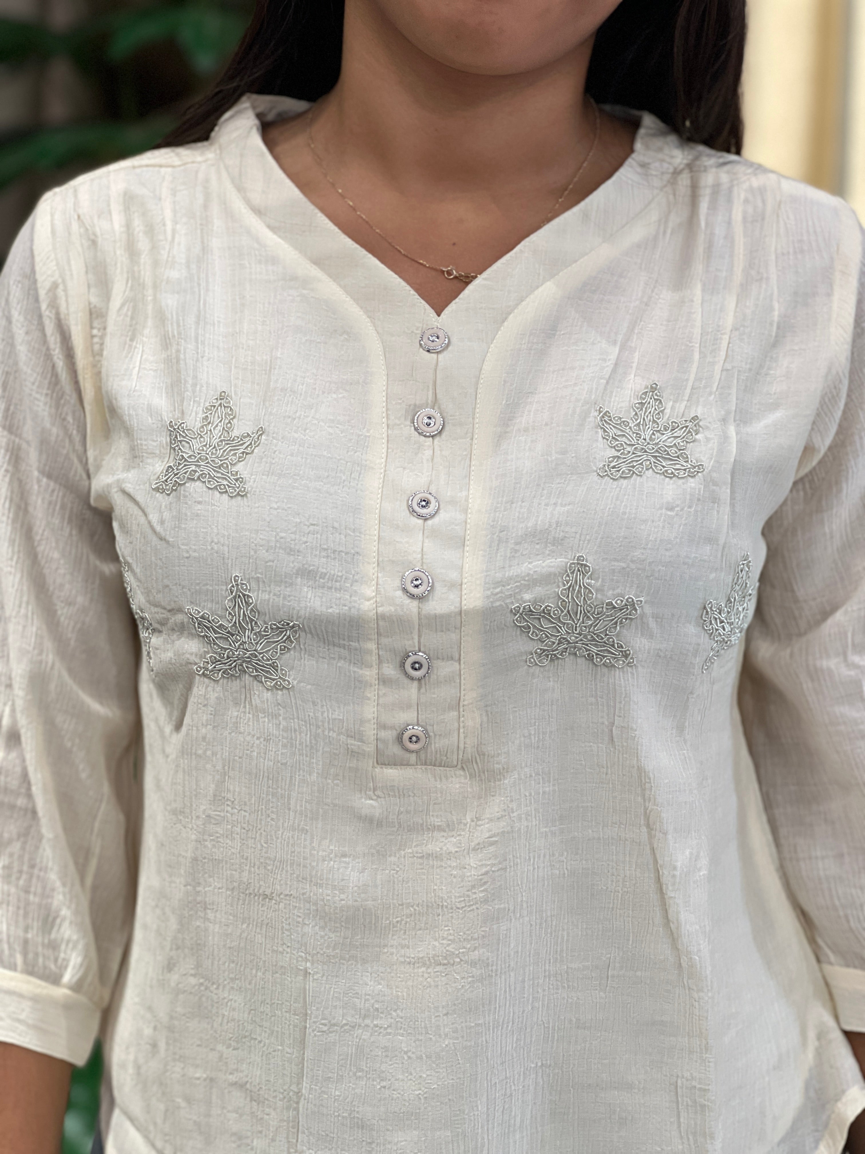 Zaridosi & Beads Embroidered Crushed Silk Short Kurta | PGI280