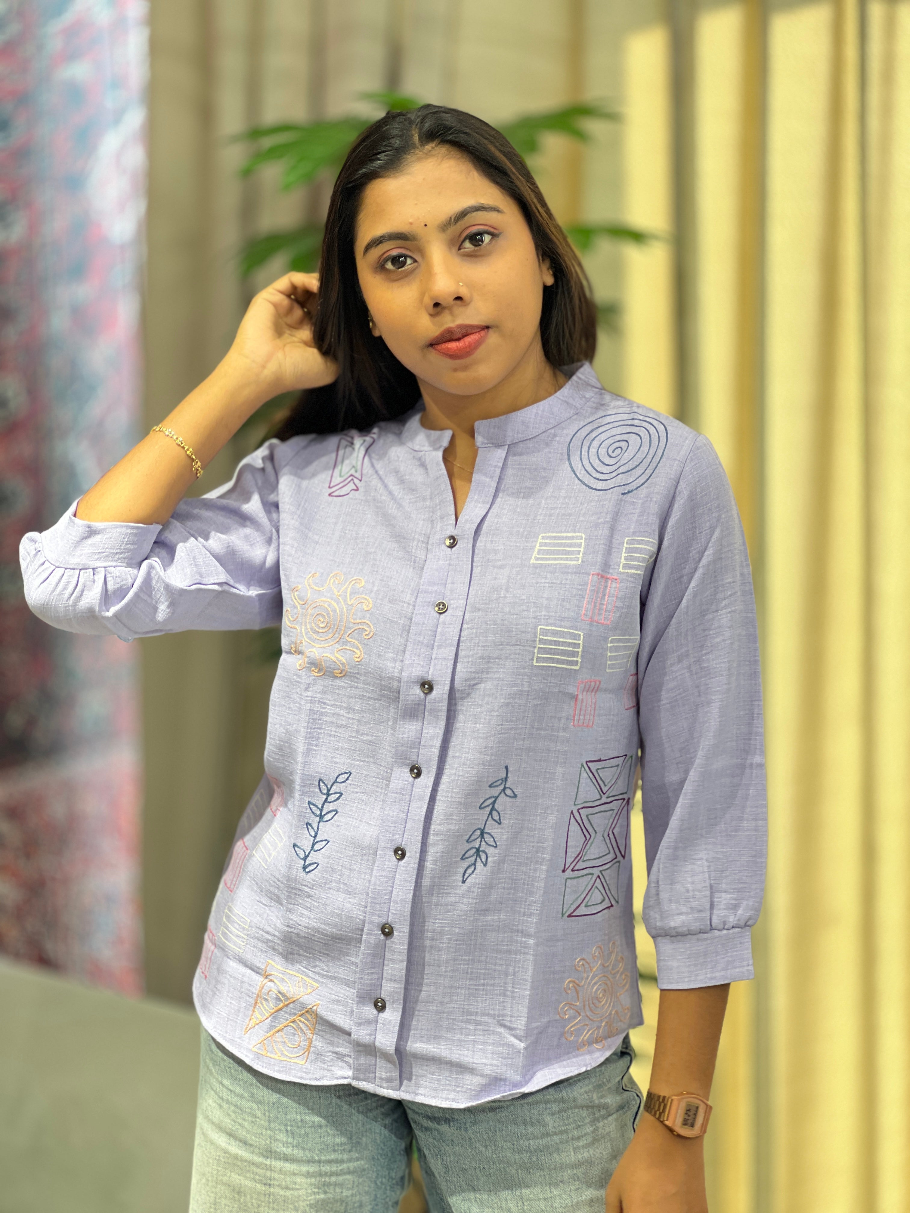 Embroidery Detailed Linen Short Kurta | PGI264