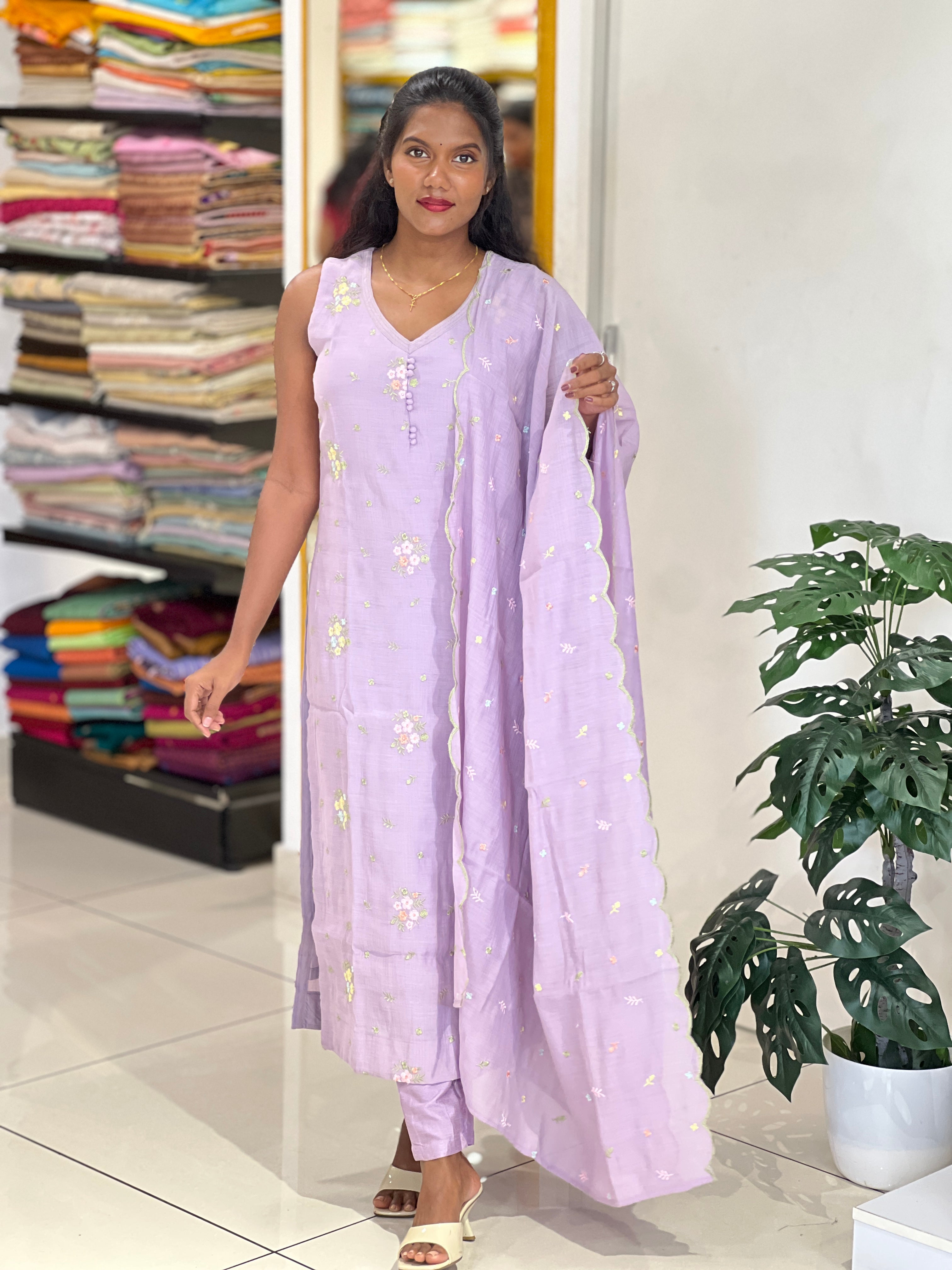 Floral Machine Embroidery Detailed Chanderi Kurta Set | NAI177