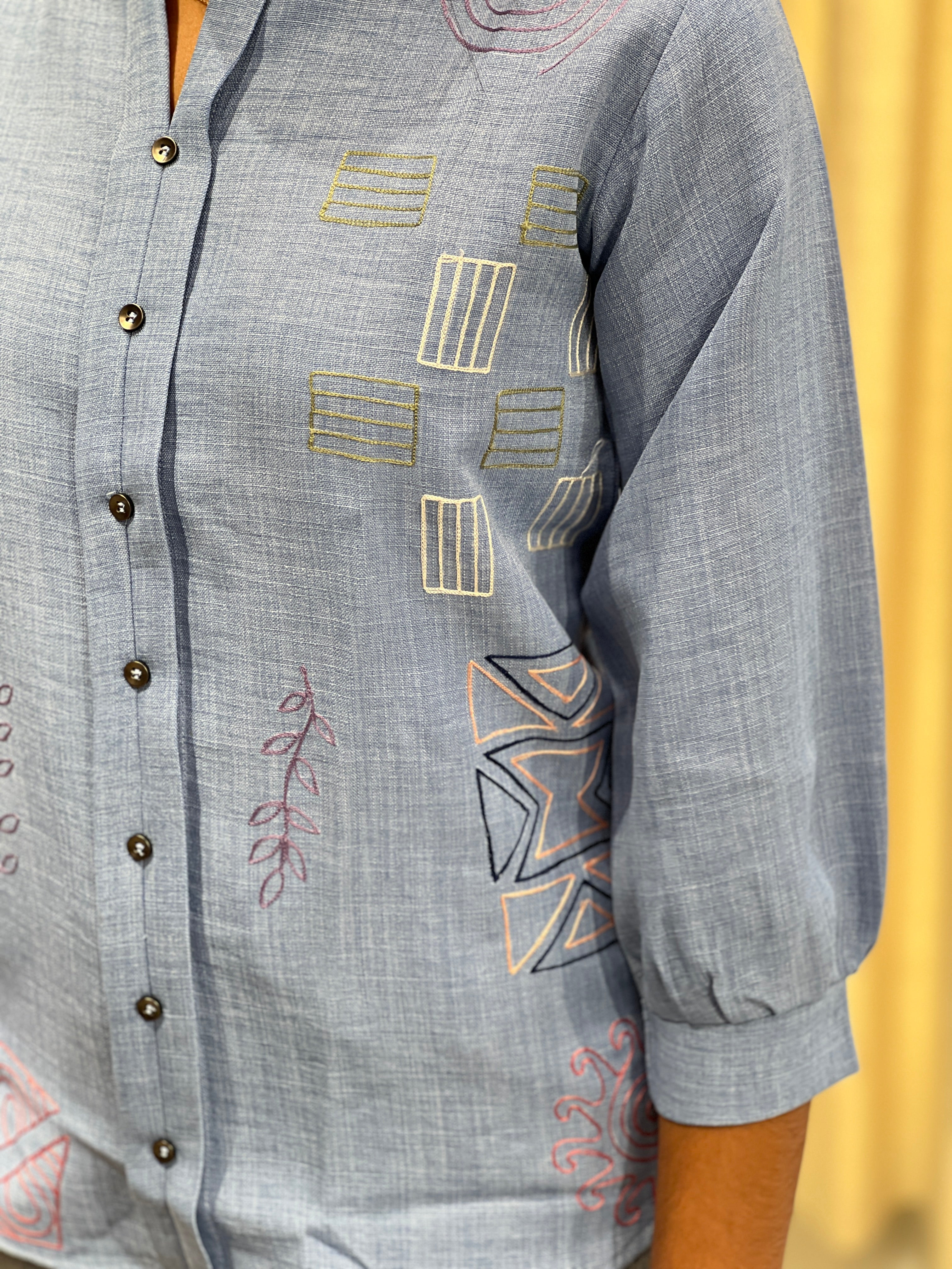 Embroidery Detailed Linen Short Kurta | PGI265