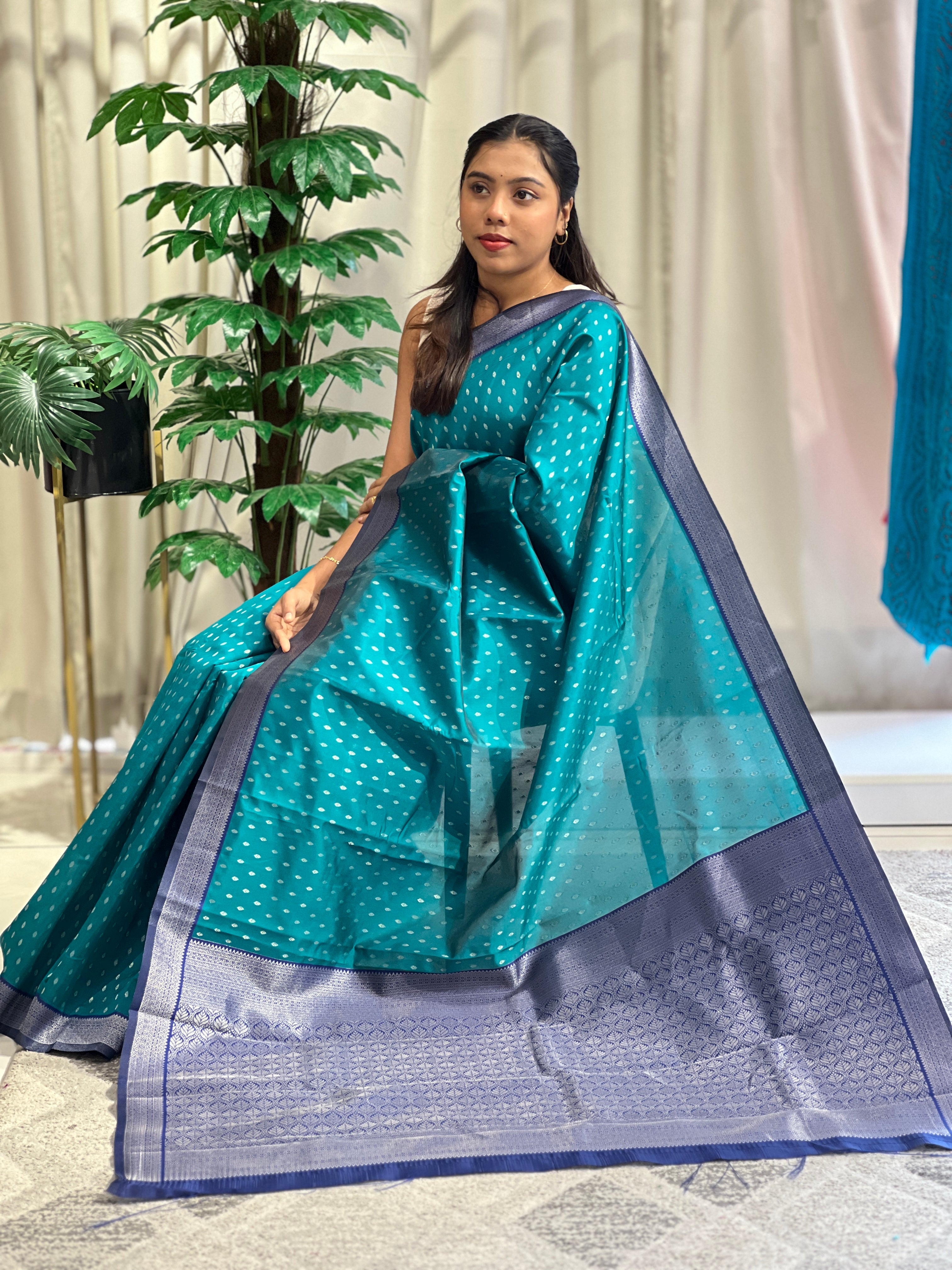 Sliver Zari Woven Semi Silk Saree | RLF181