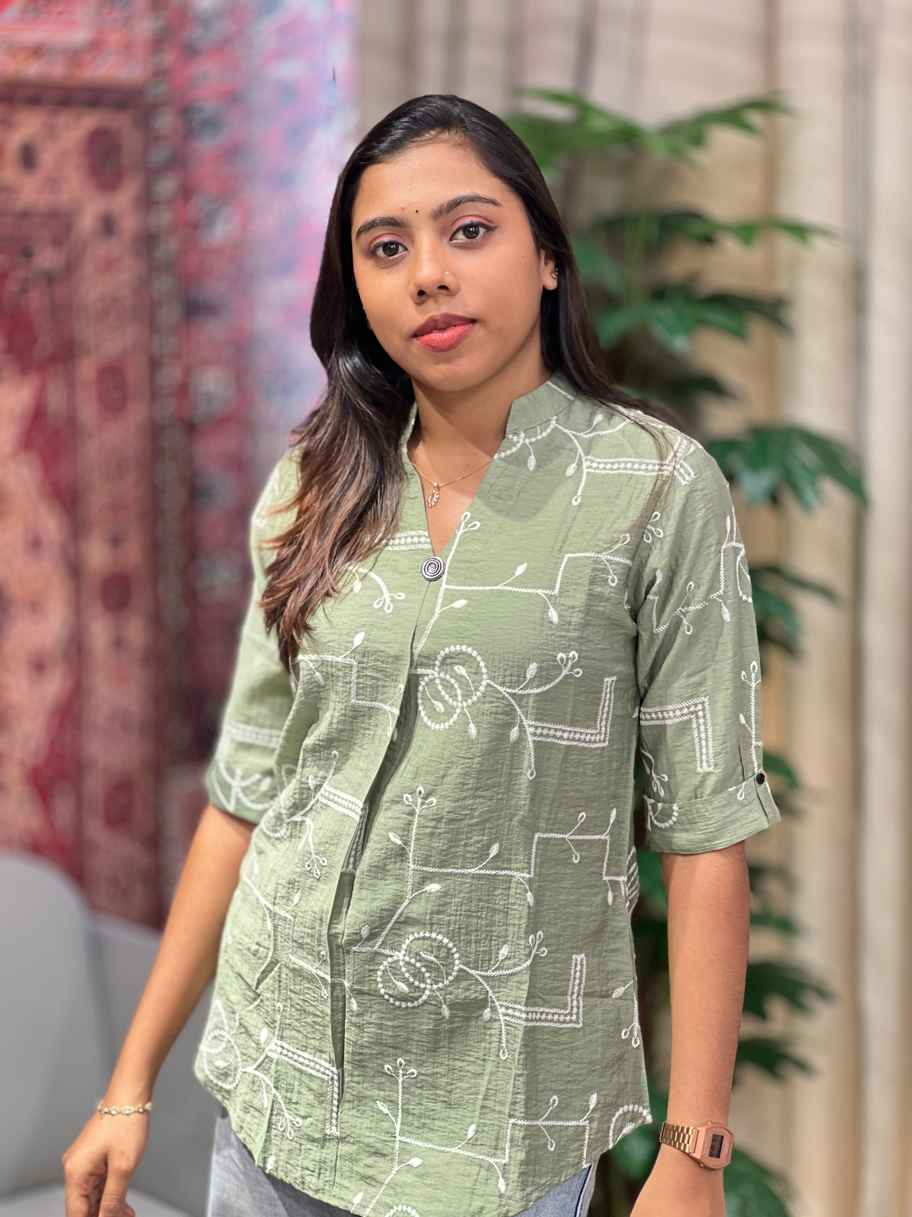 Embroidery Detailed Crush Silk Short Kurta | PGI277