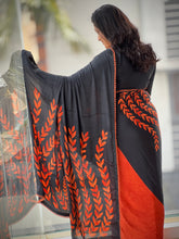 Jaal Placement Print Detailed Crepe Silk Saree | HT151
