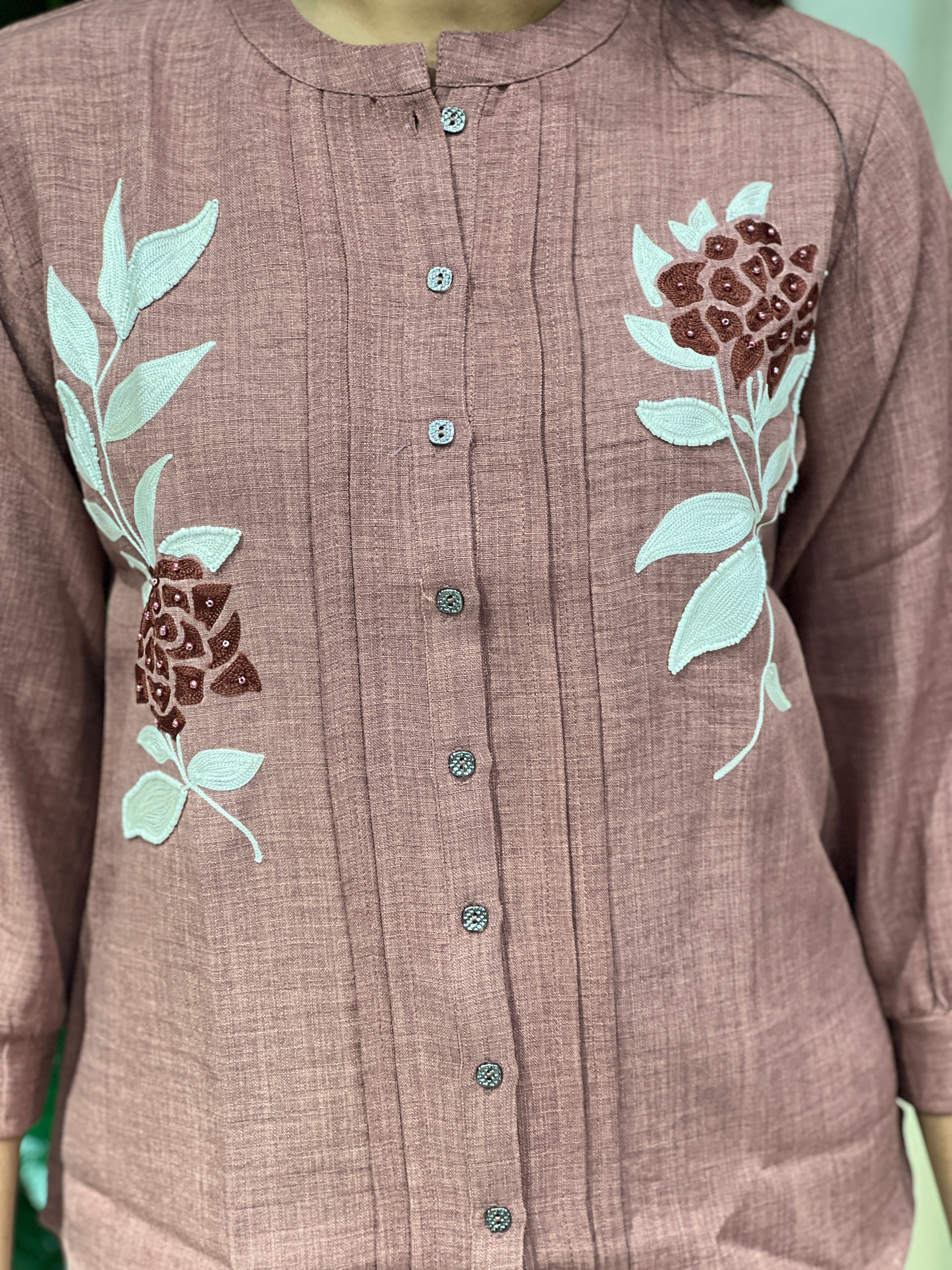 Floral Embroidery Detailed Linen-Cotton Short Kurta | PGI256