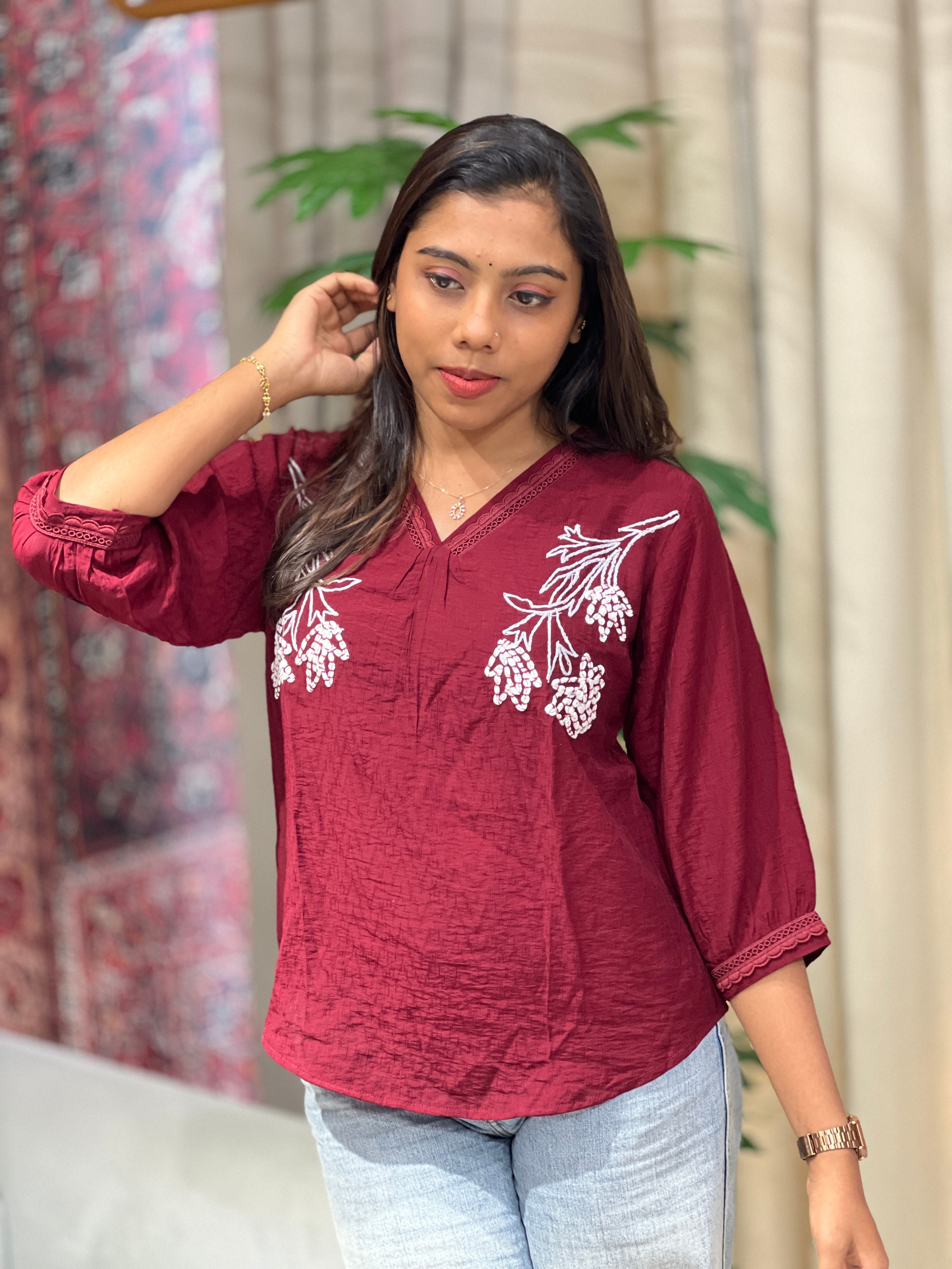 Embroidery Detailed Rayon Short Kurta | PGI243