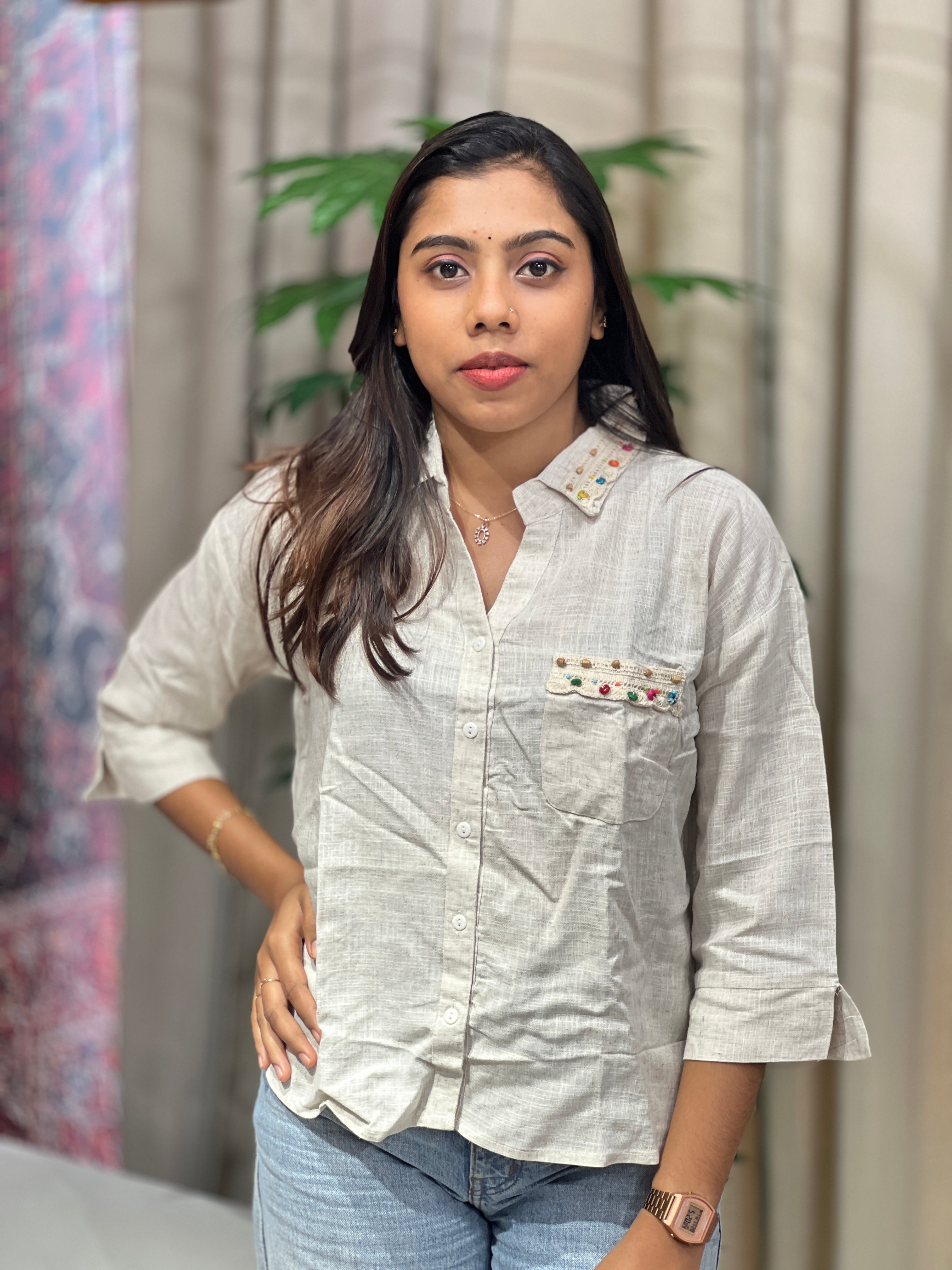 Lace With Embroidery detailed Linen-Cotton Short Kurta | PGI285