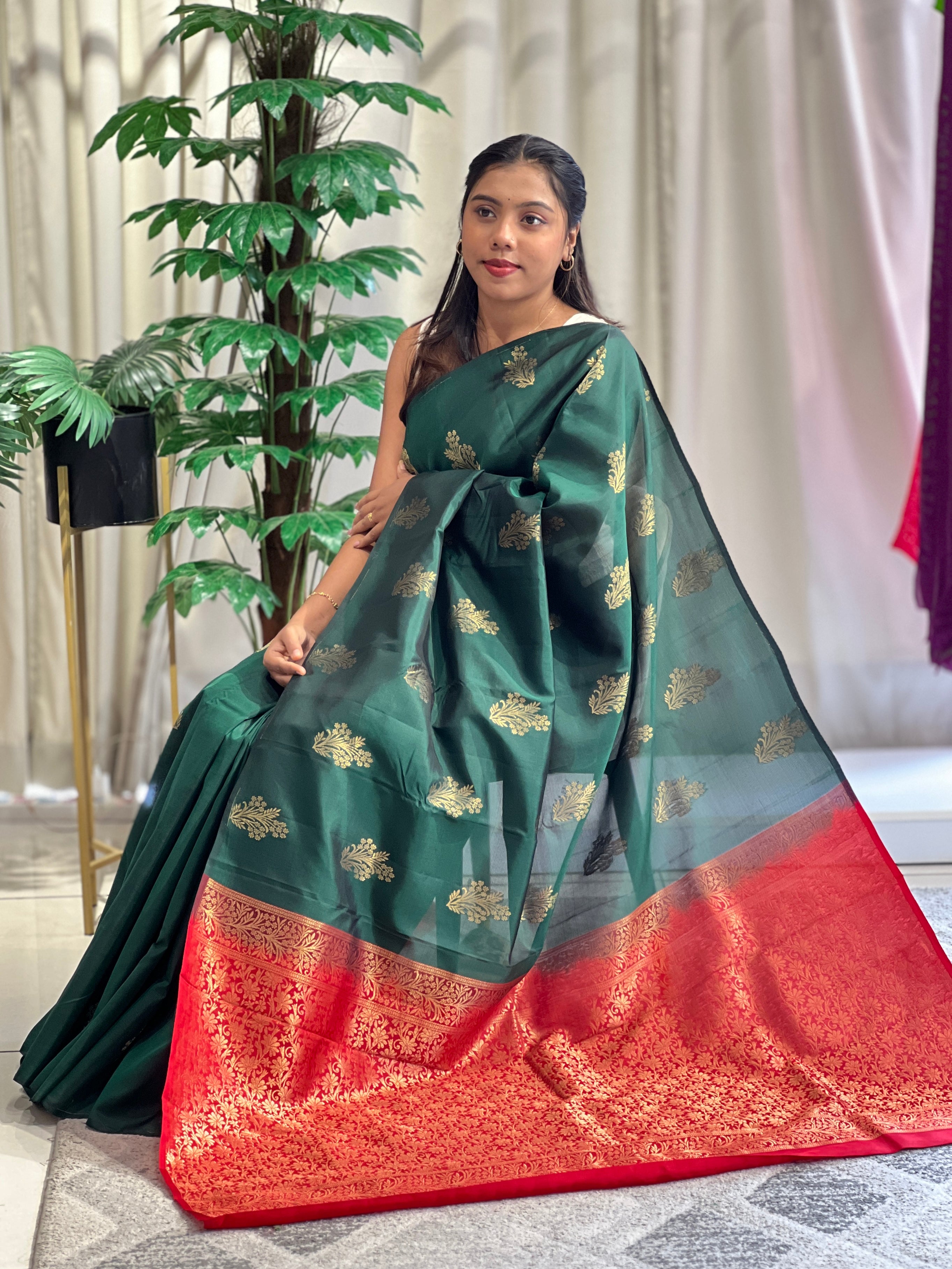 Floral Buta Woven Soft Silk Saree | SMT211