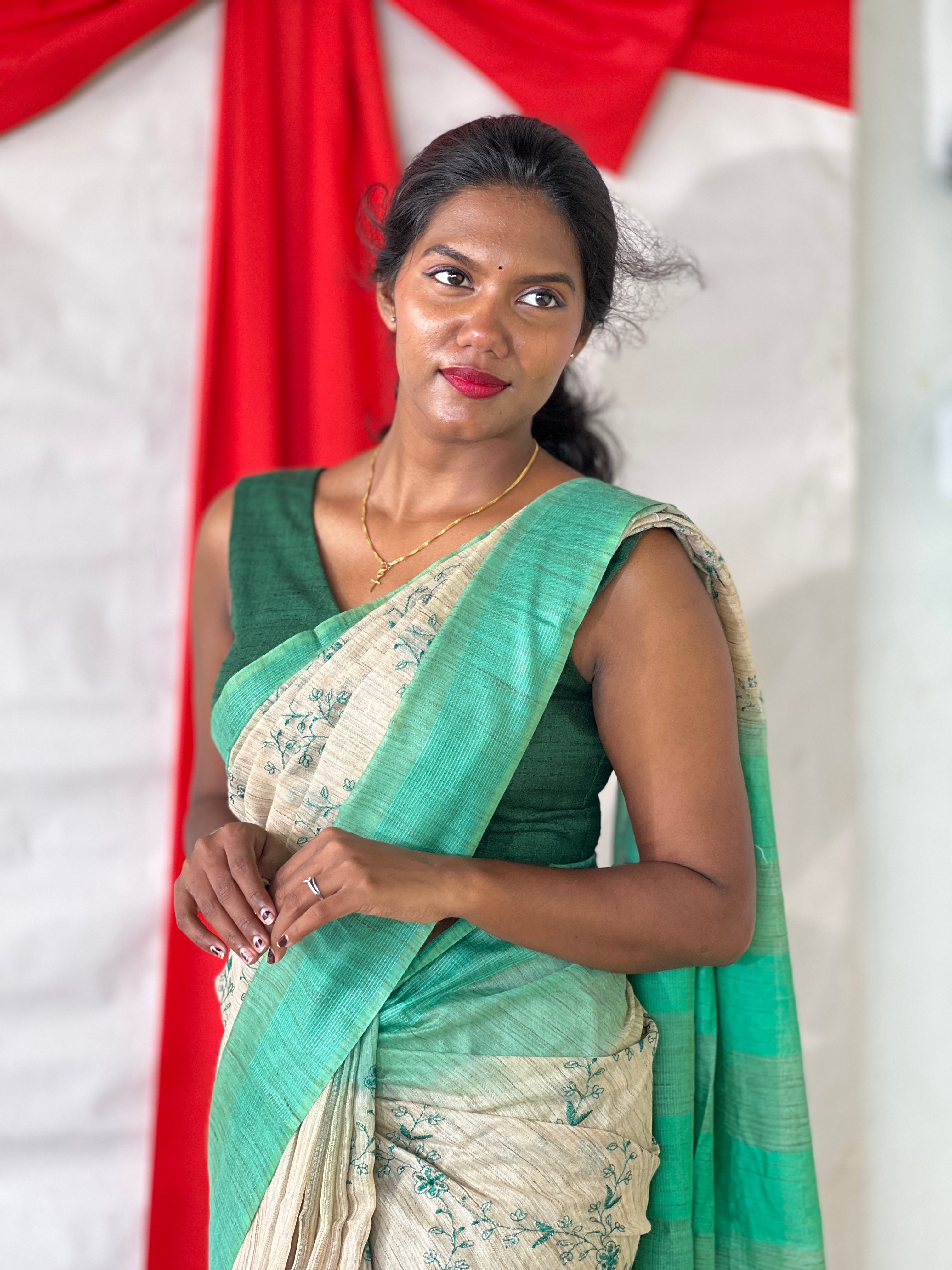 Floral Machine Embroidery Bhagalpuri Linen Saree | NHH582