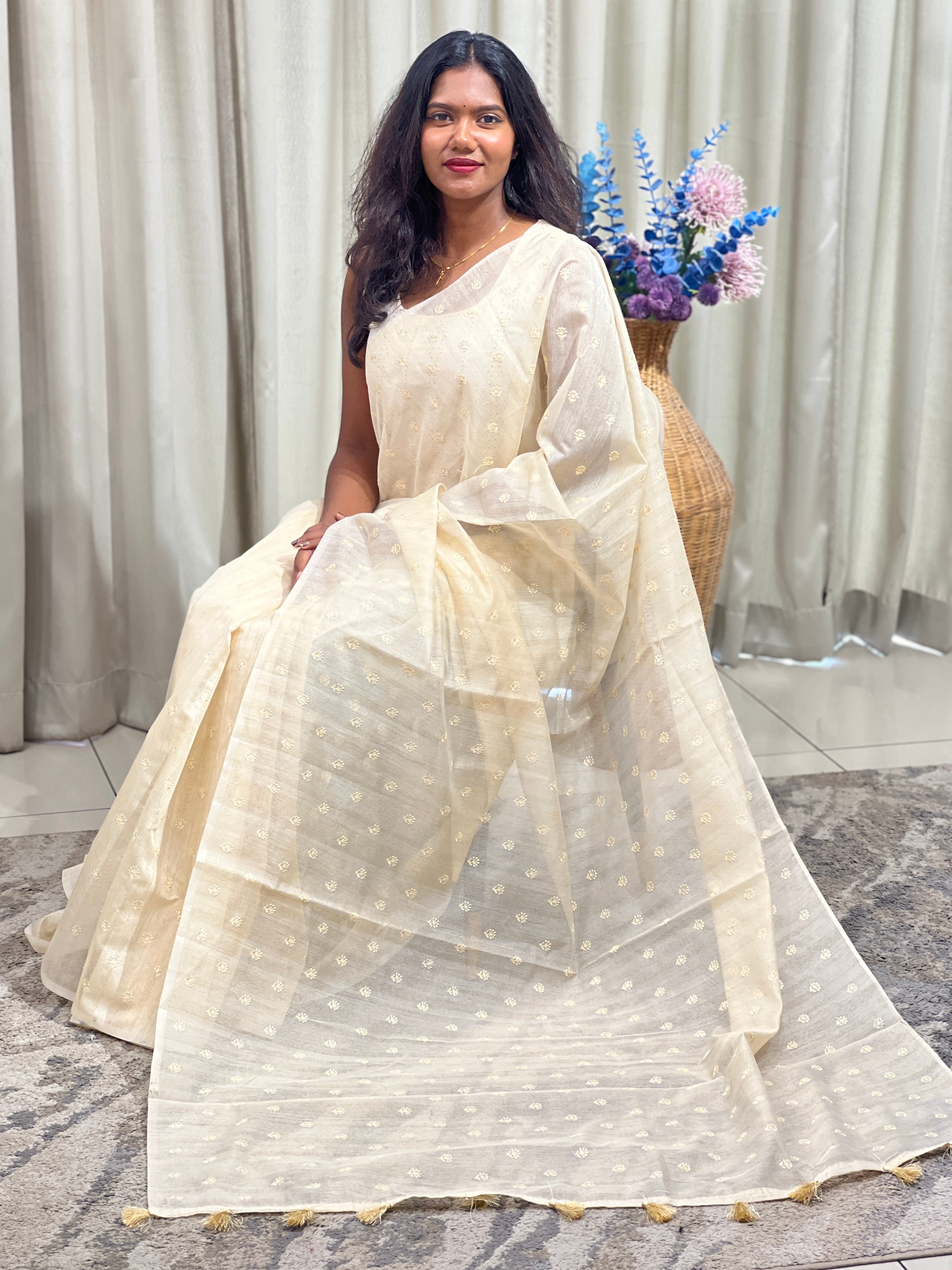 Floral Embroidery Pattern Semi Tussar | ZSS441