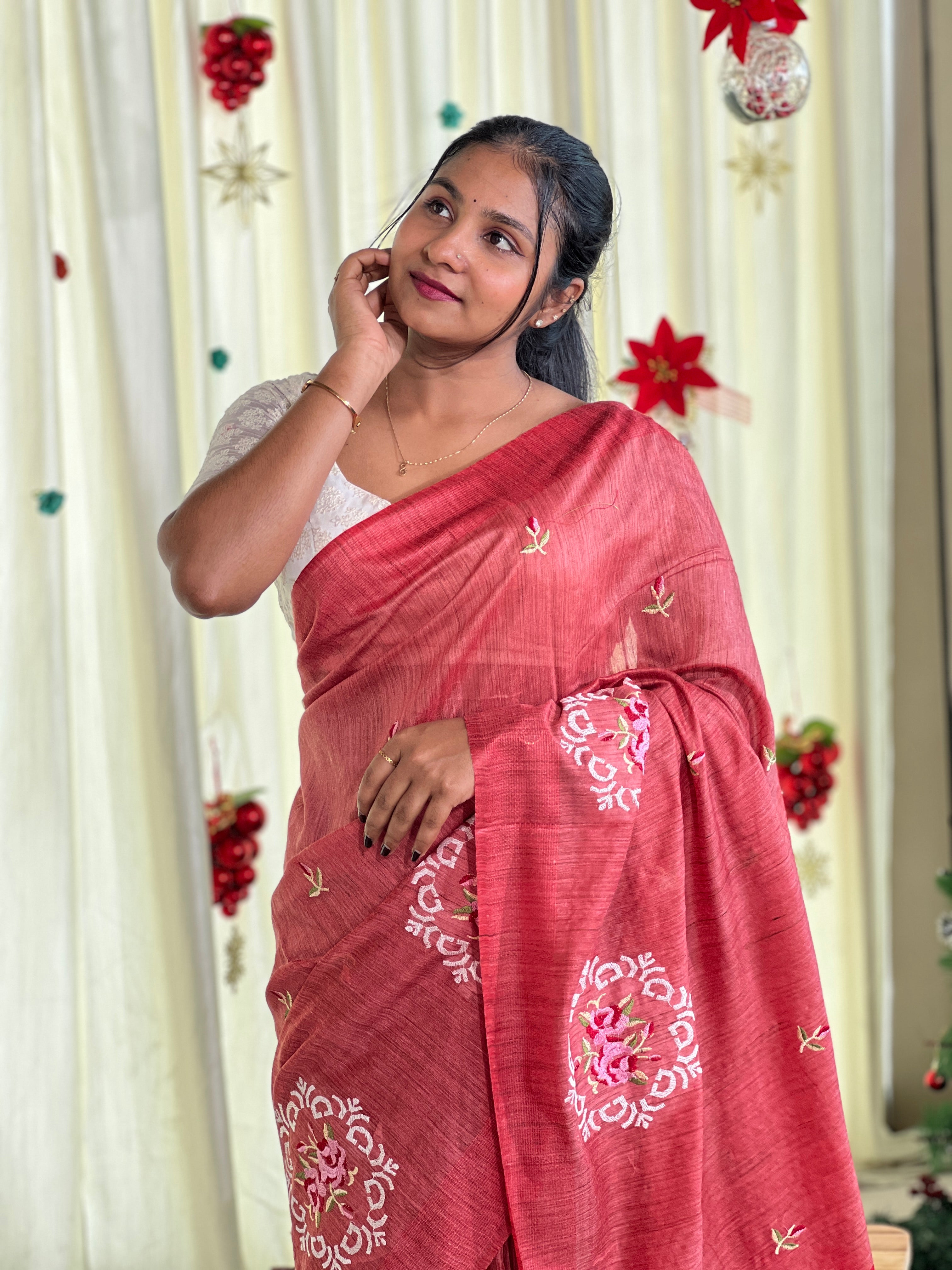Embroidery Detailed Bhagalpuri Linen Saree | NHH579