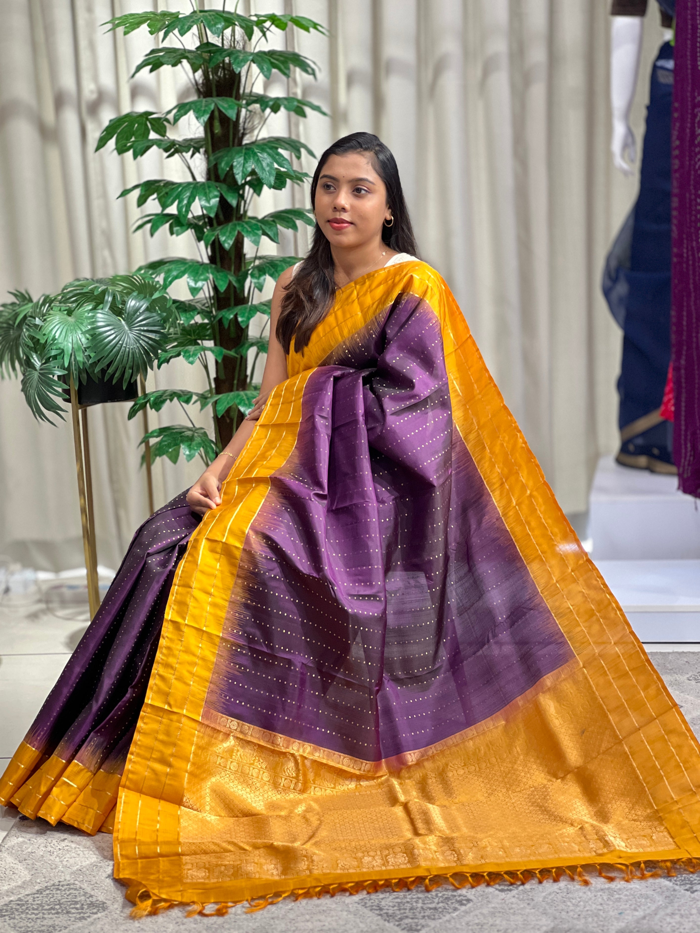 Golden Zari Woven Soft Silk Saree | SMT175