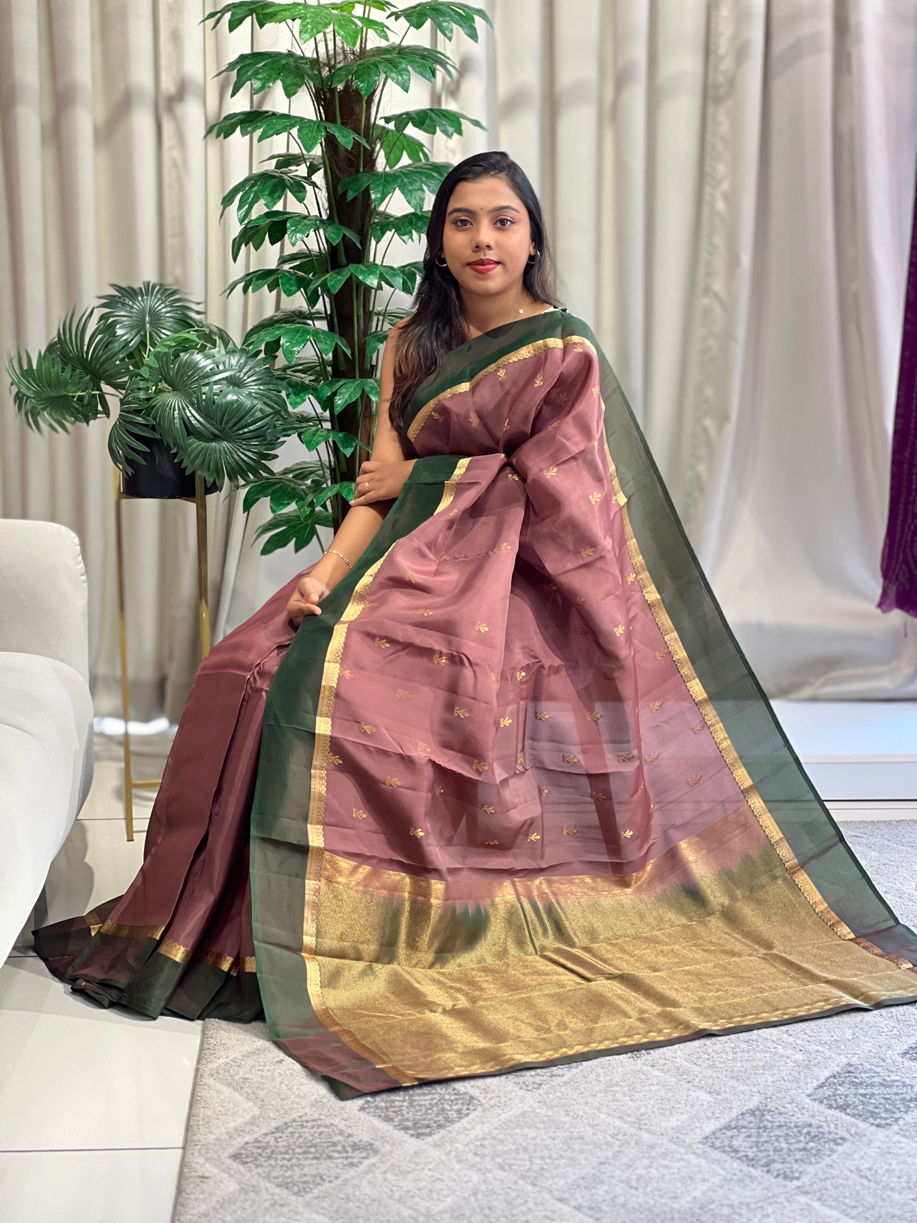 Floral Buta Woven Soft Silk Saree | SMT226
