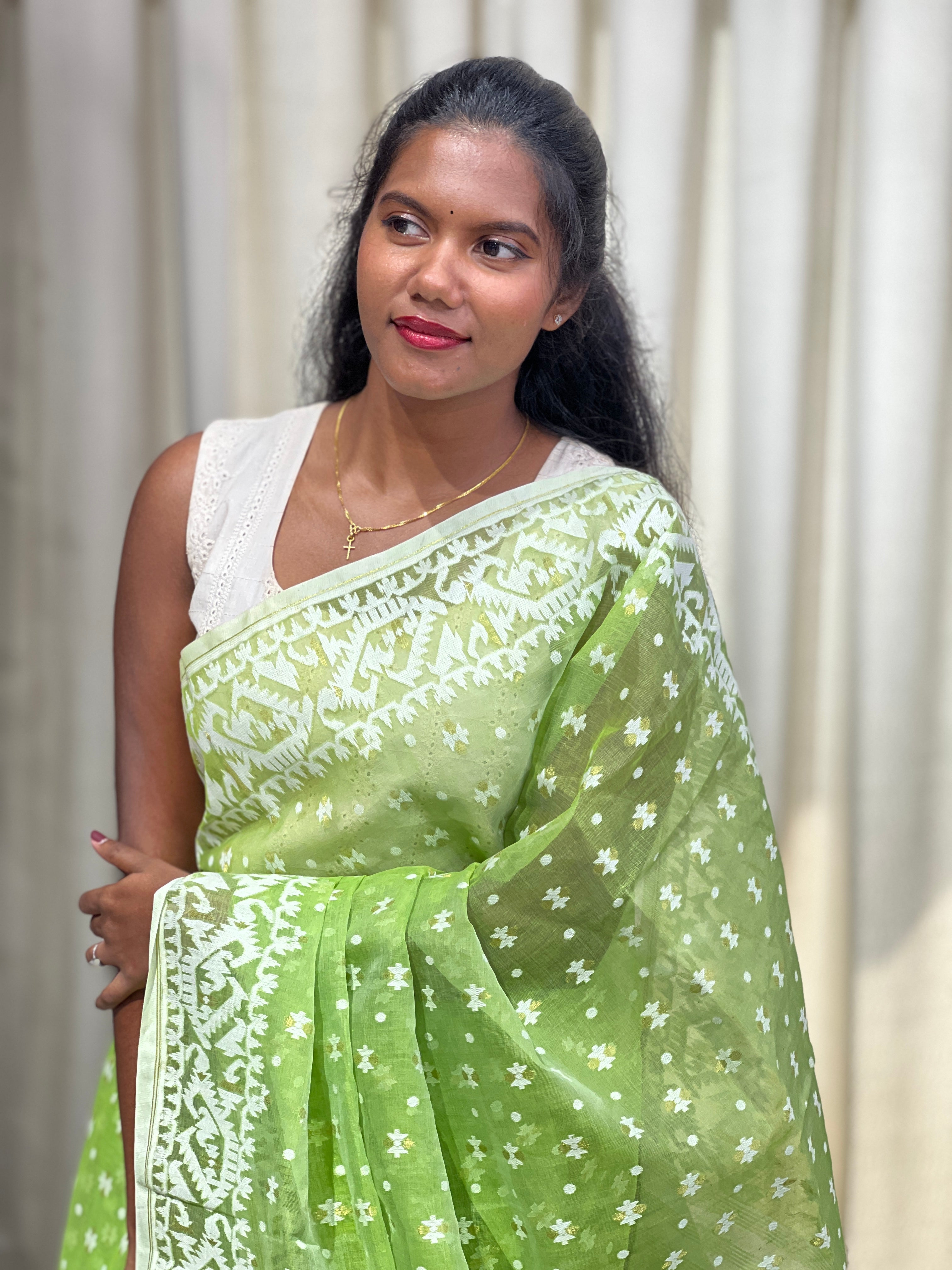 Traditional Jamdani Woven Organdy-Cotton Saree | AYD247