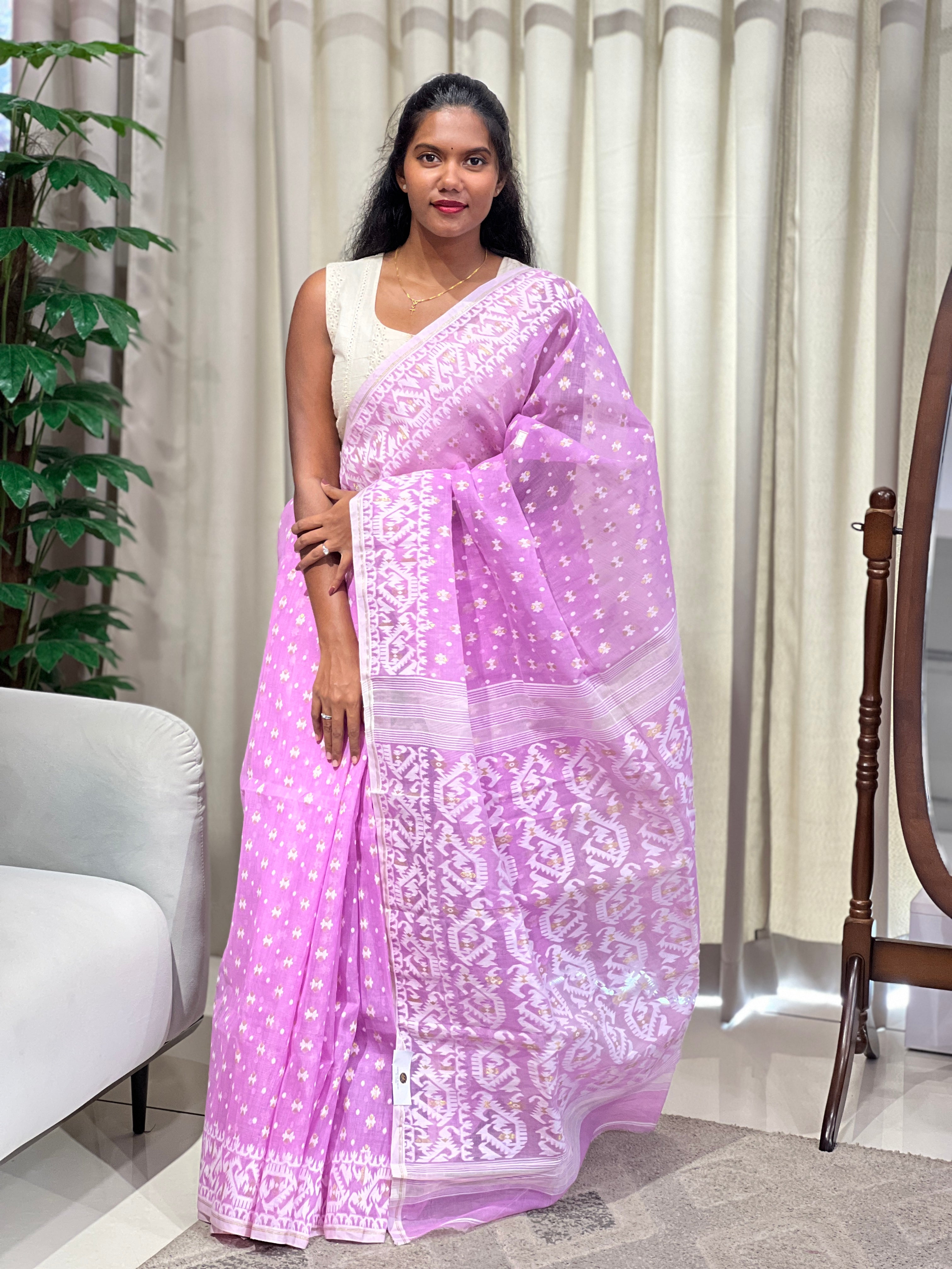 Traditional Jamdani Woven Organdy-Cotton Saree | AYD246