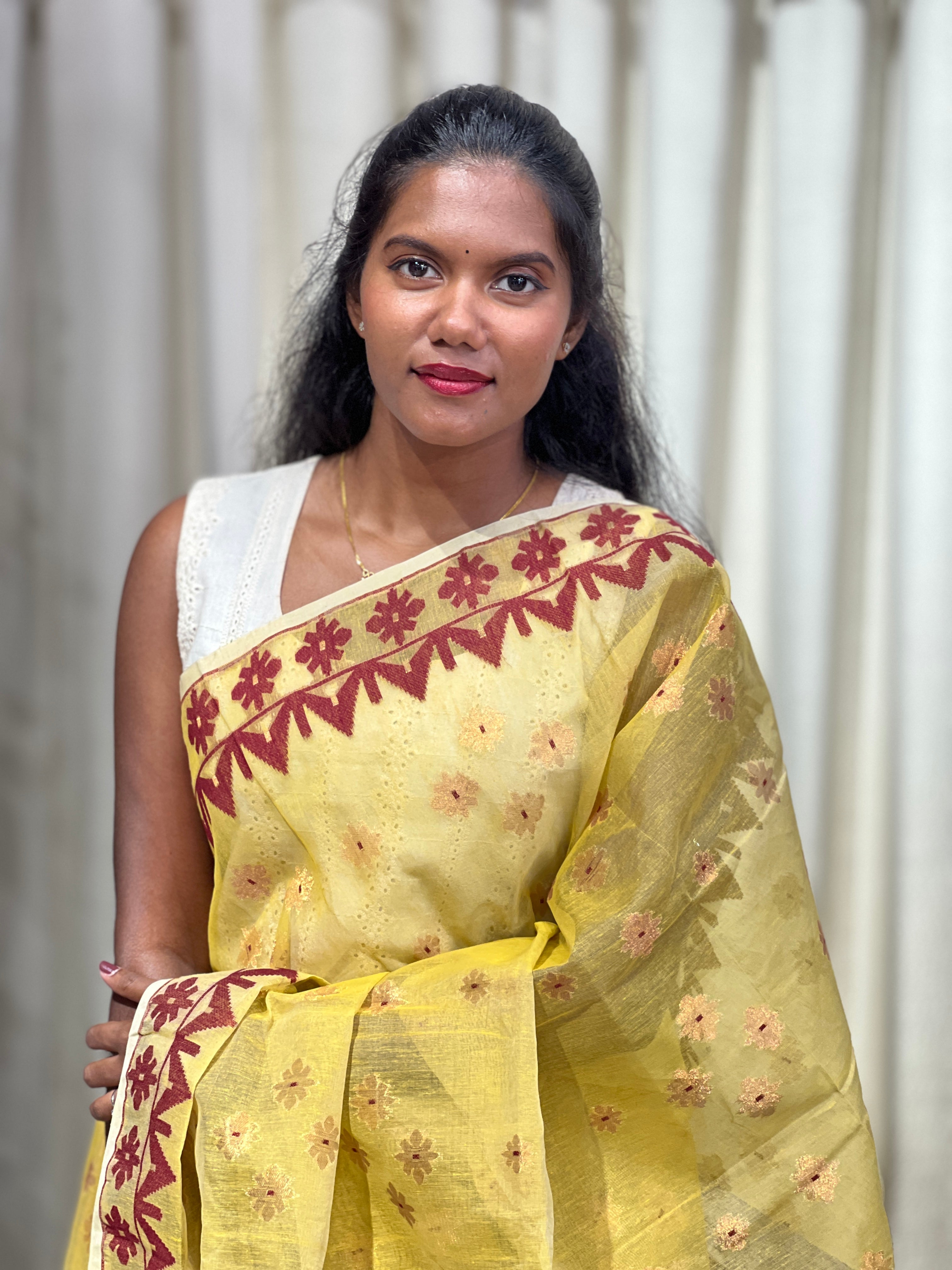 Traditional Jamdani Woven Organdy-Cotton Saree | AYD240