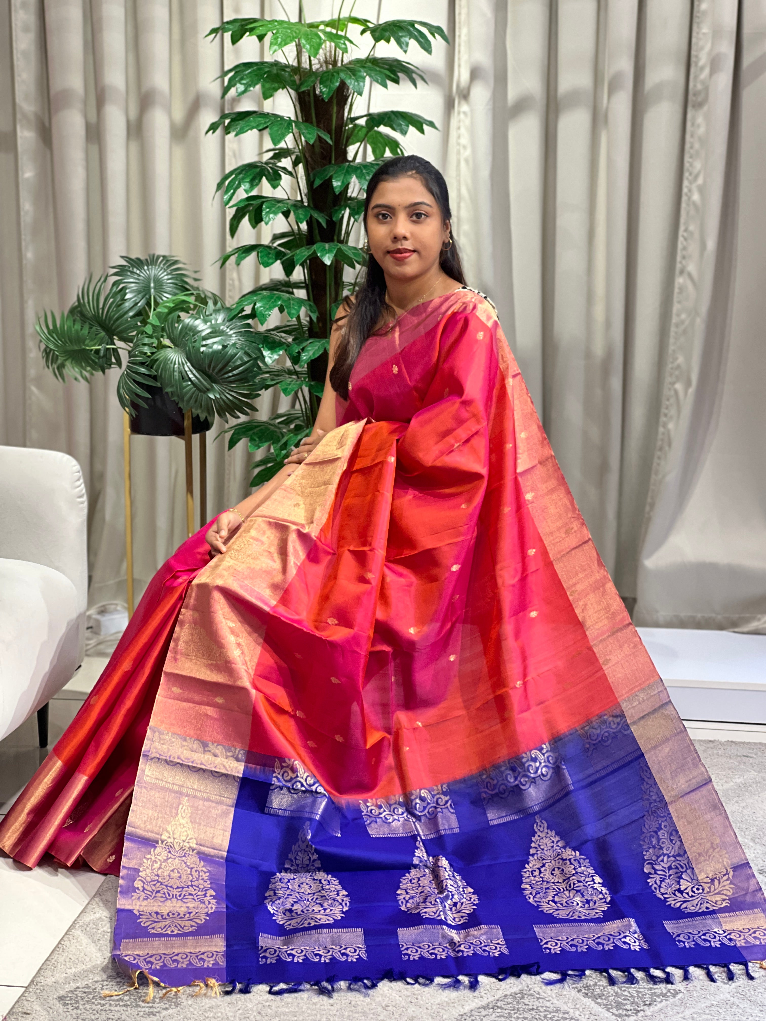 Paisley Border & Buta Woven Soft Silk Saree | SMT185
