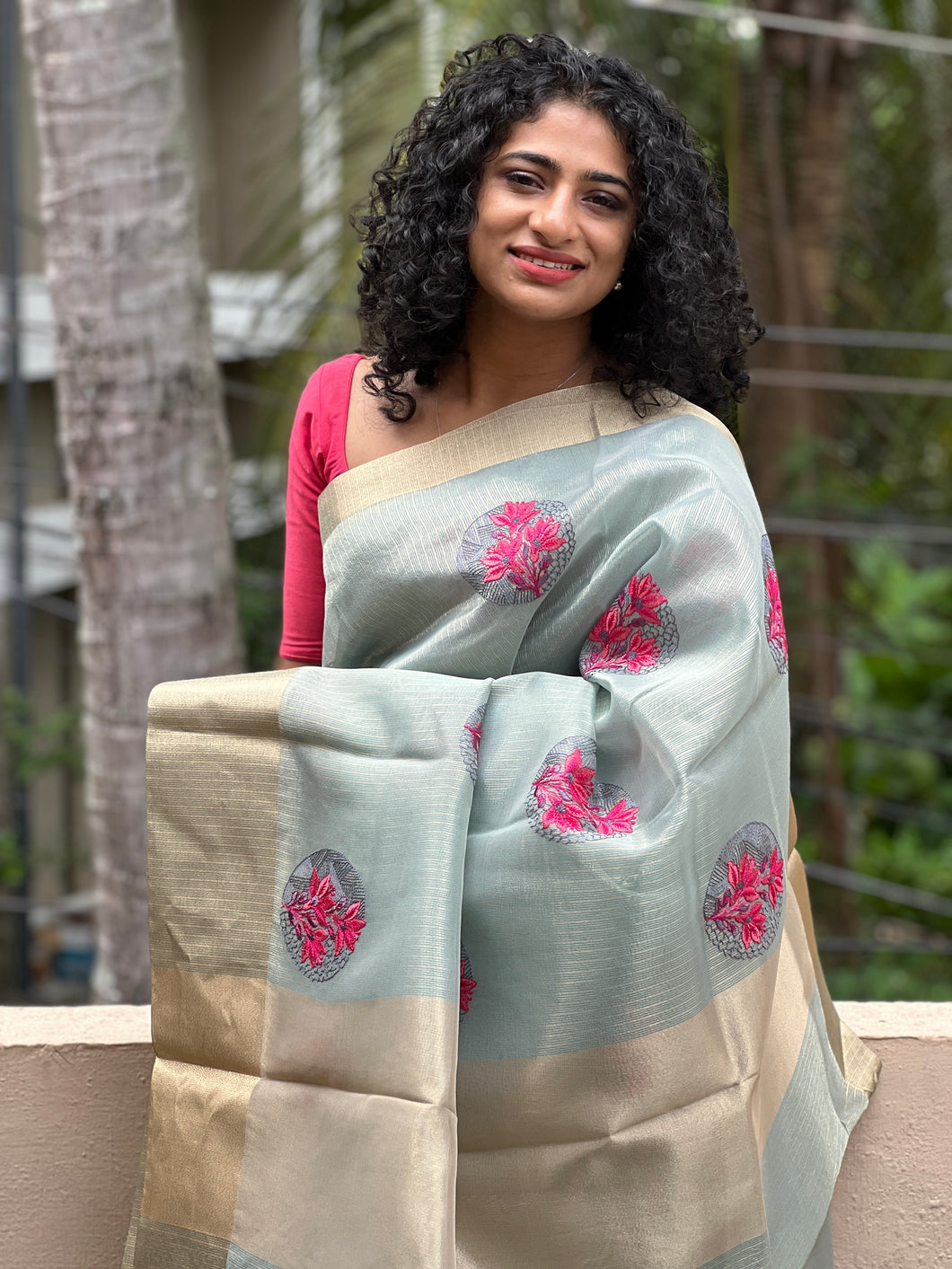 Golden Zari Tissue Saree | ACT986