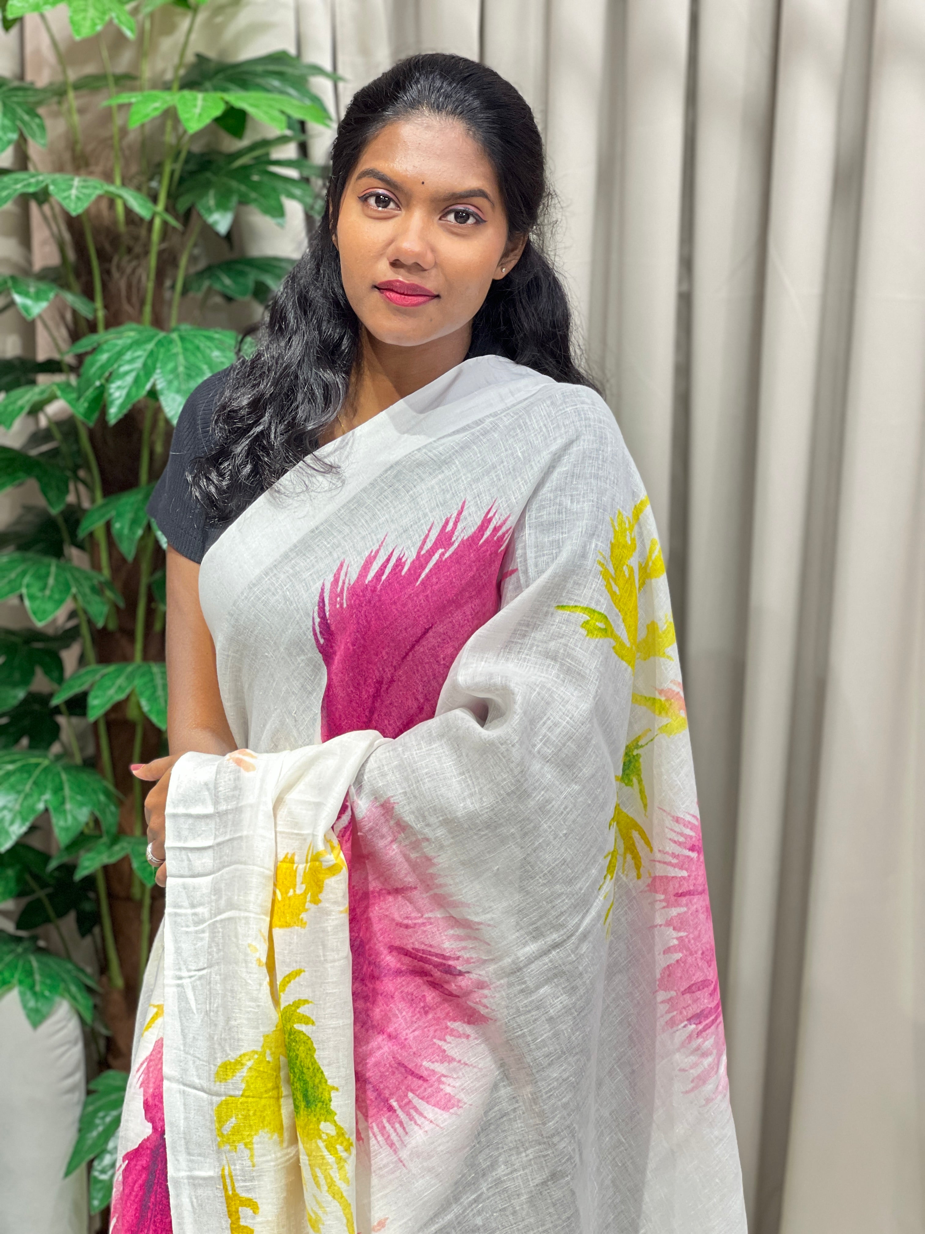 Floral Digital Printed Pure Linen Saree | MR442